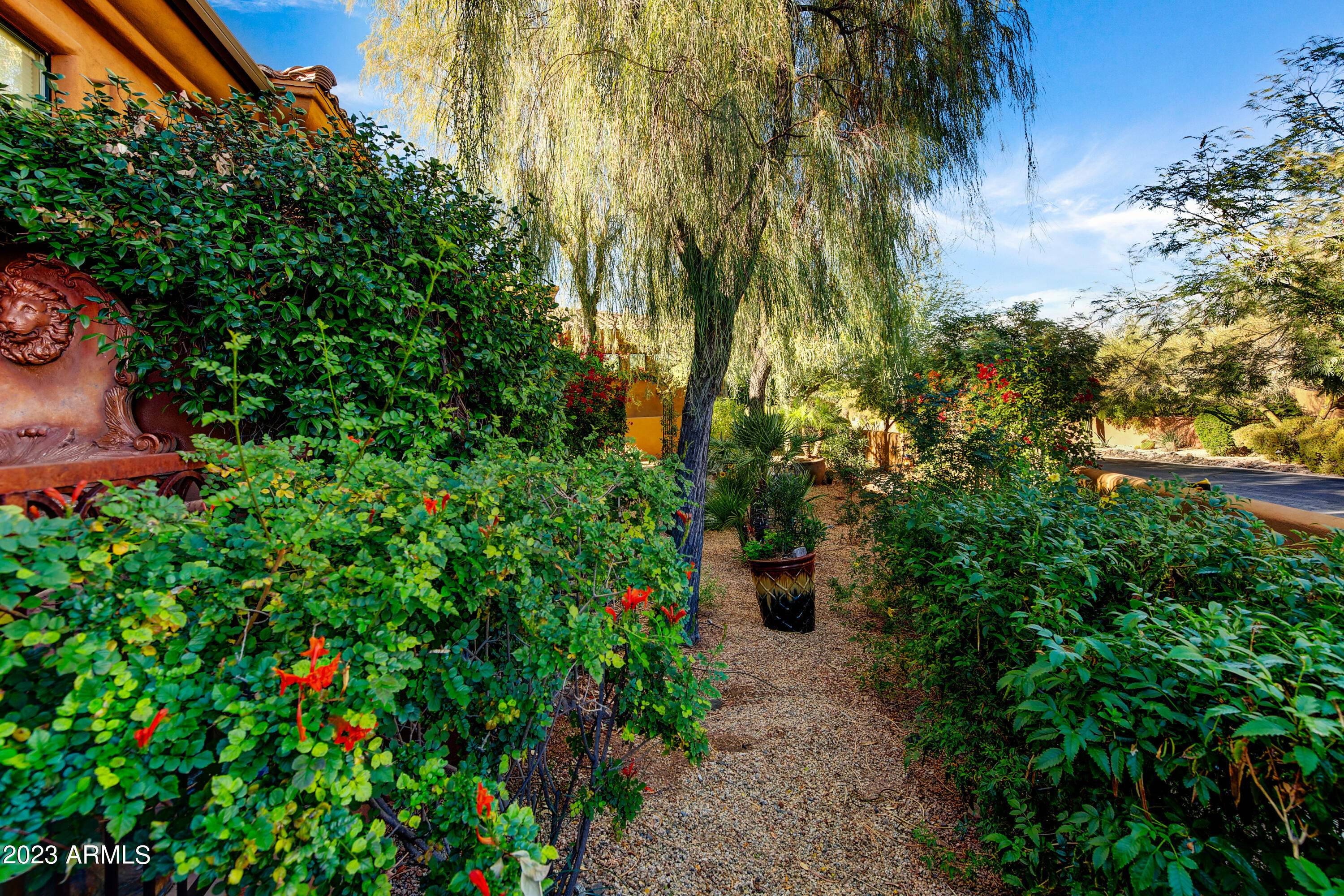 7199 E RIDGEVIEW Place 102