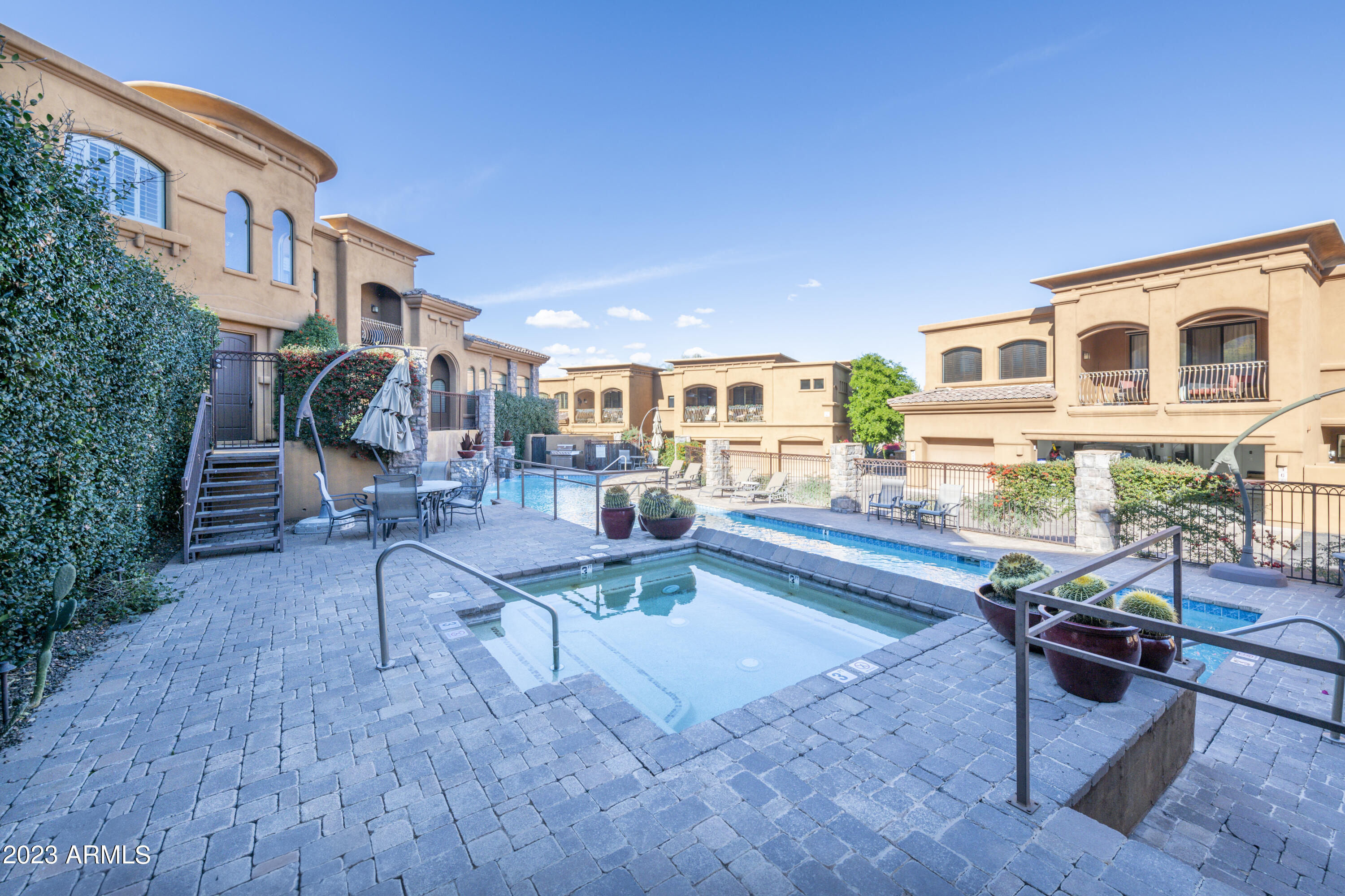 7199 E RIDGEVIEW Place 102