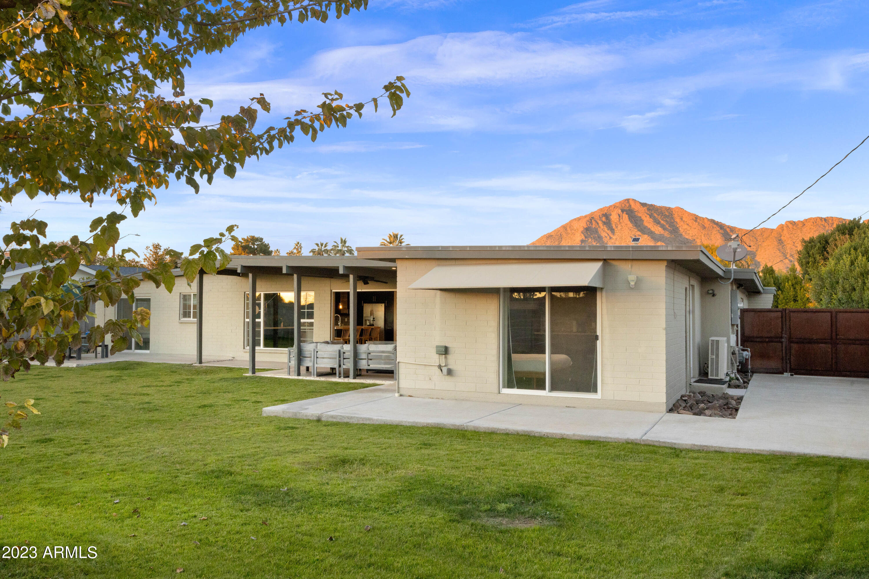 5419 E CALLE REDONDA --
