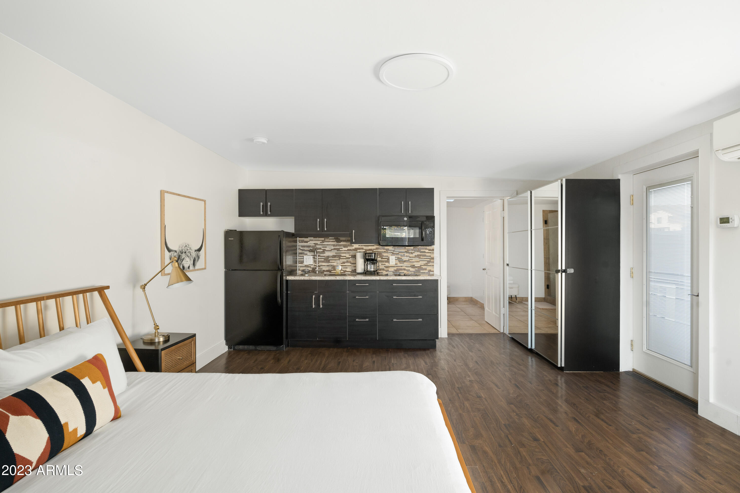 5419 E CALLE REDONDA --