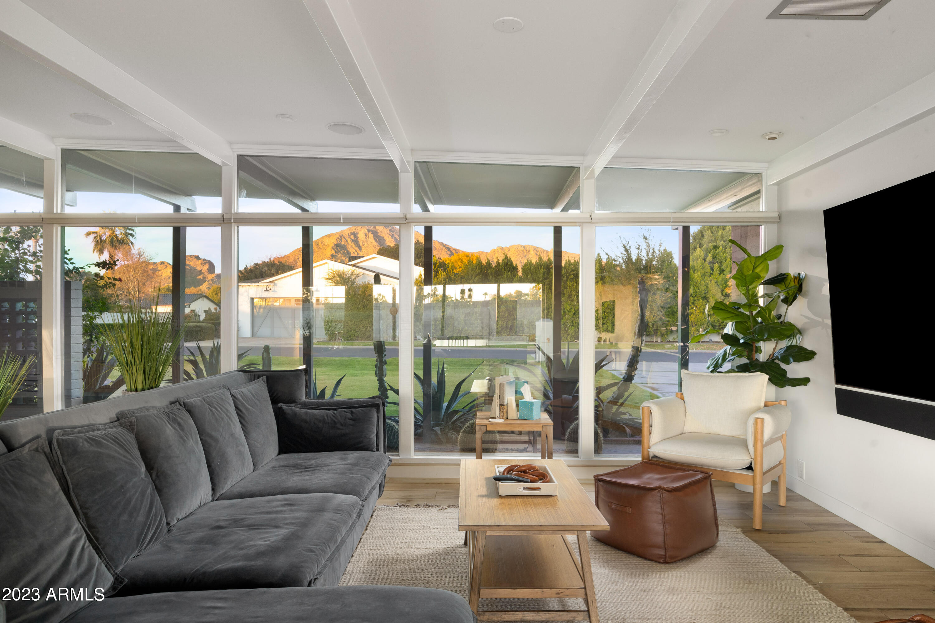 5419 E CALLE REDONDA --