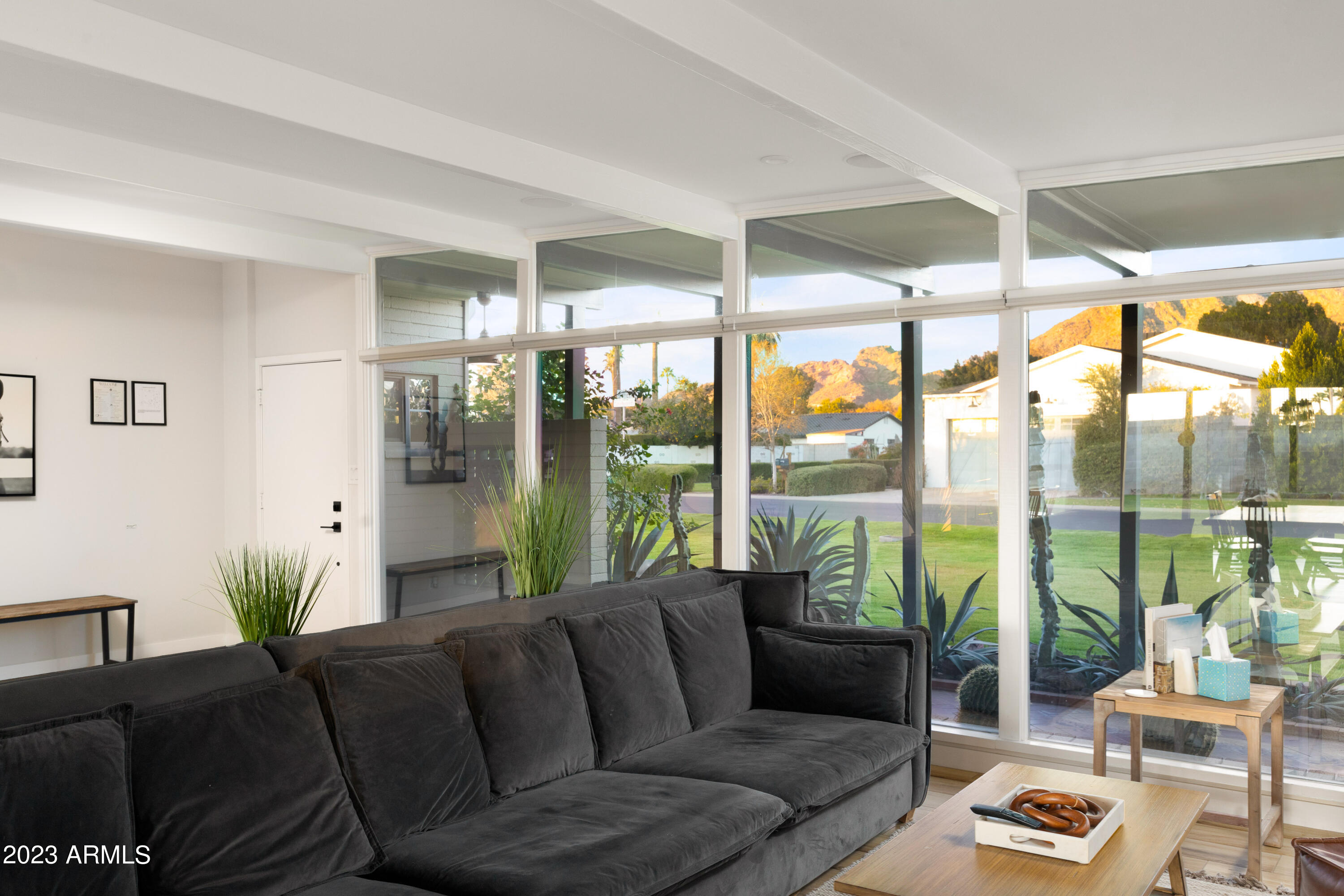 5419 E CALLE REDONDA --