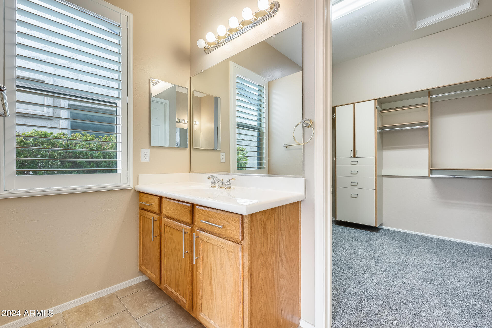 4153 E SOURWOOD Drive