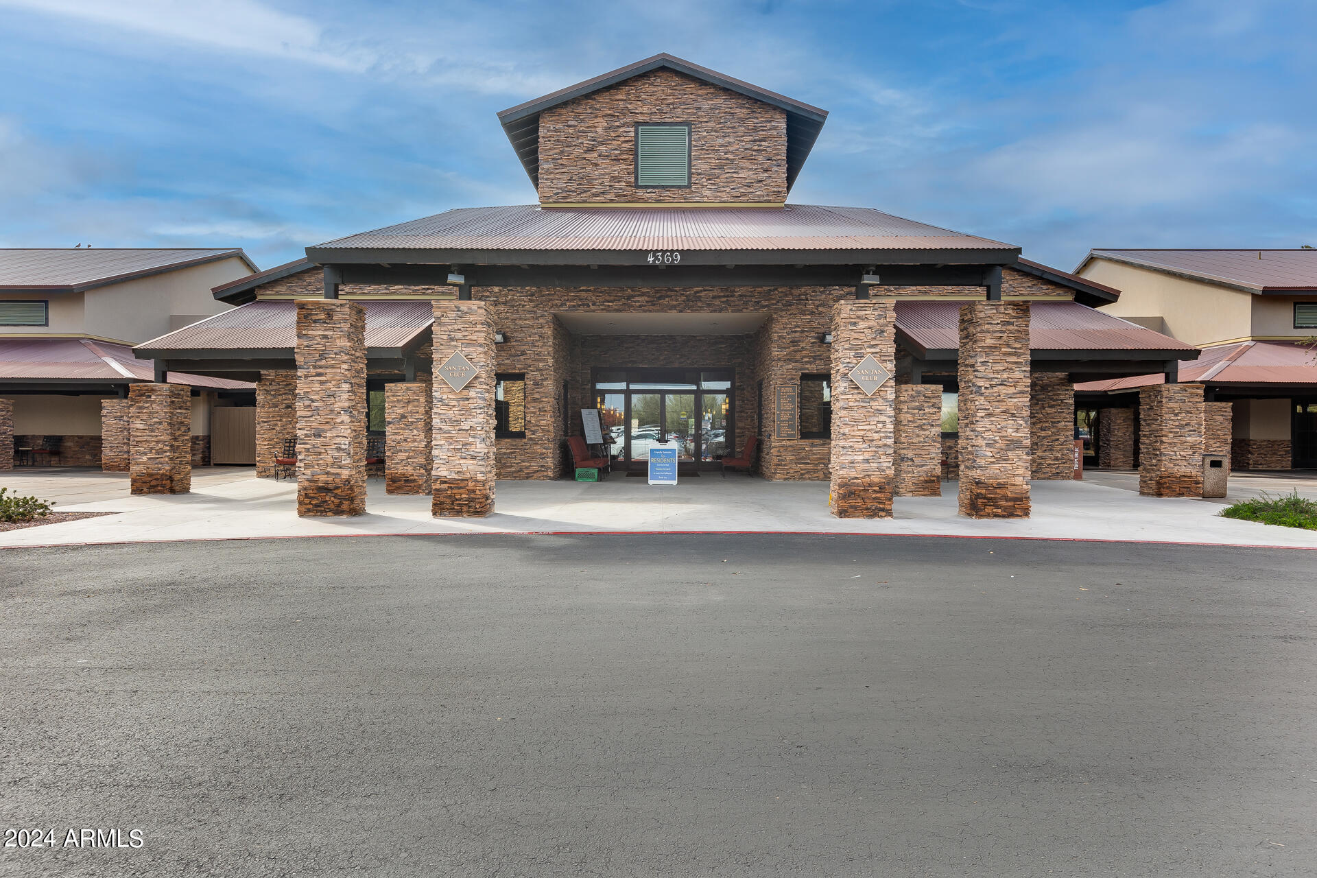 4153 E SOURWOOD Drive