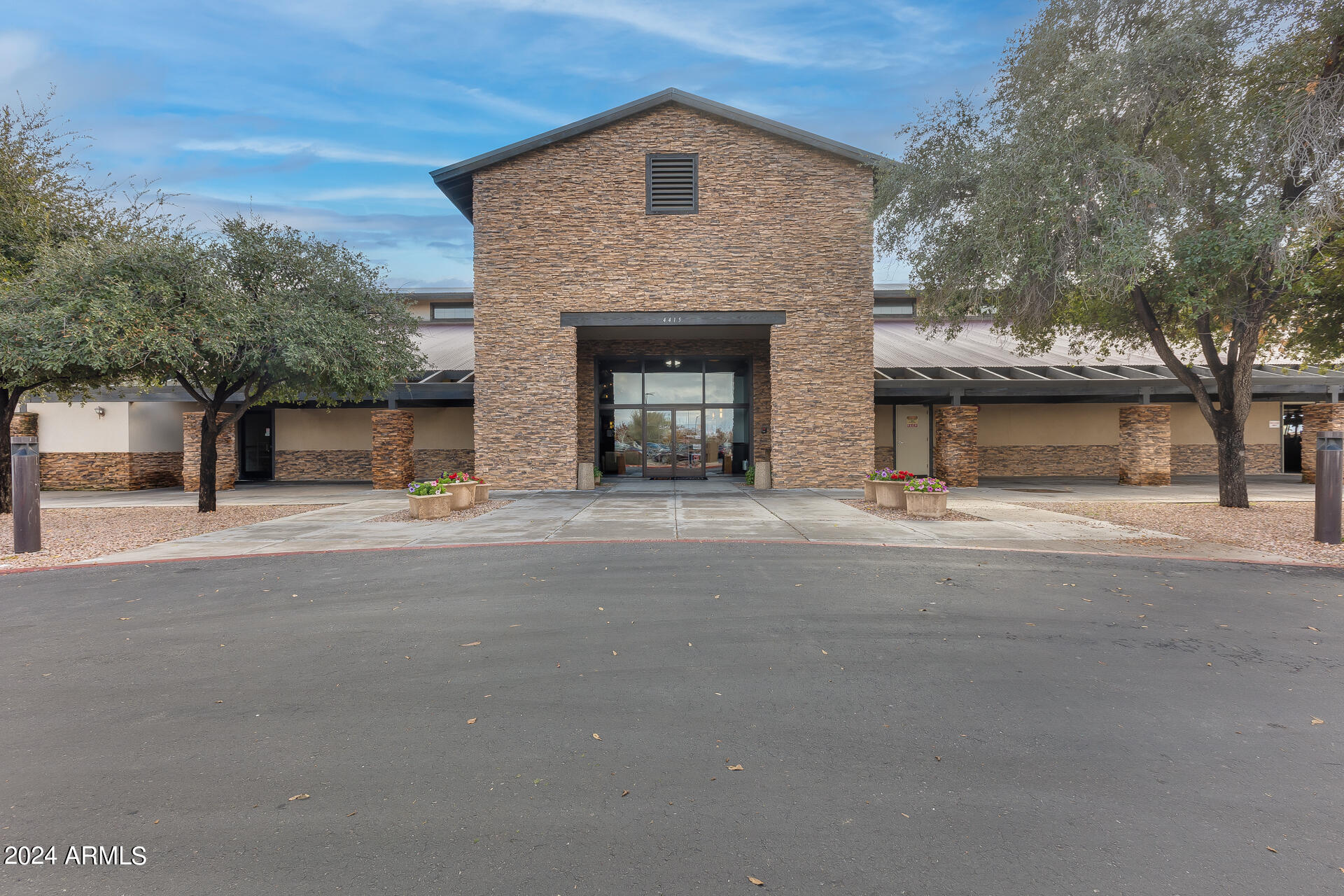 4153 E SOURWOOD Drive