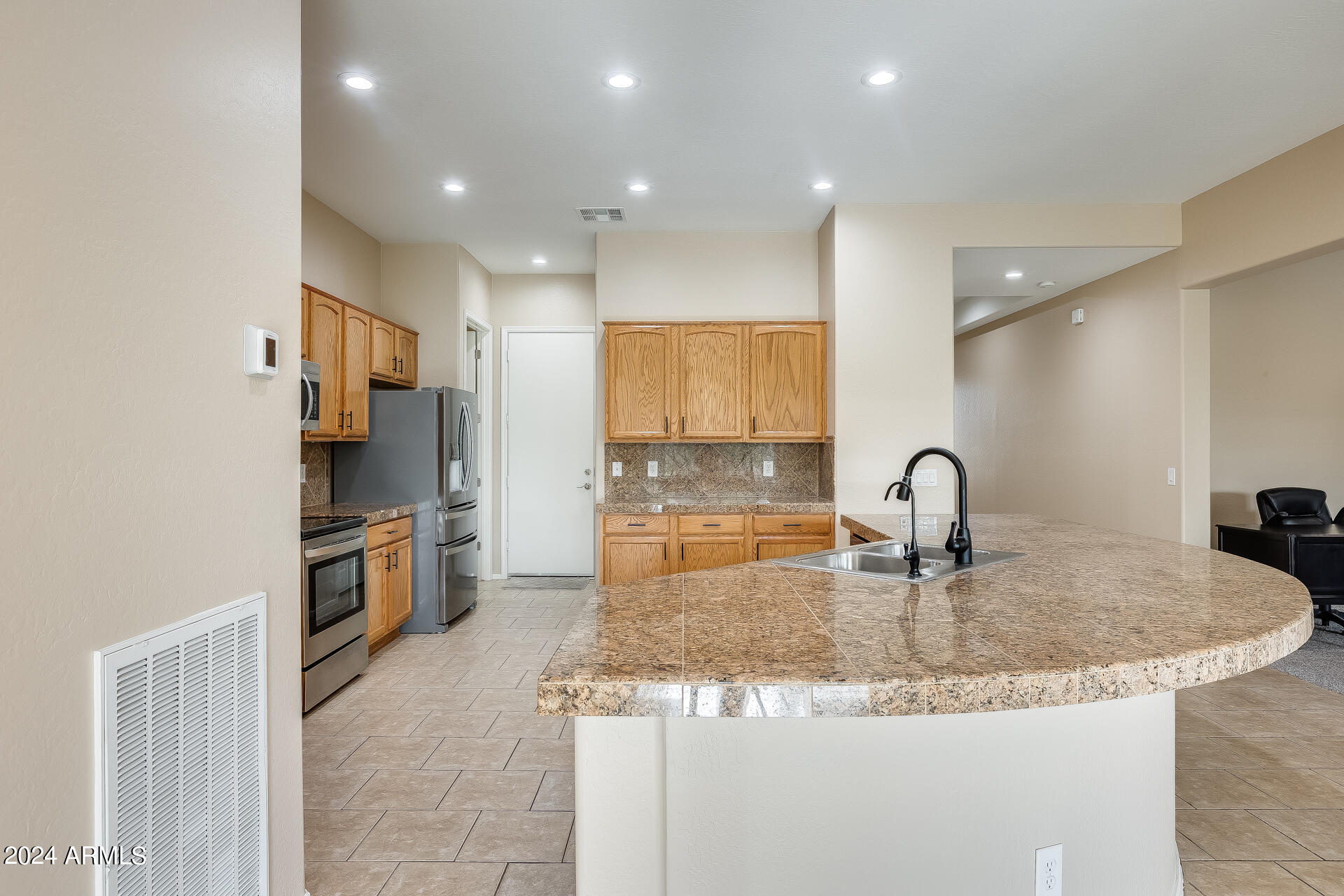 4153 E SOURWOOD Drive