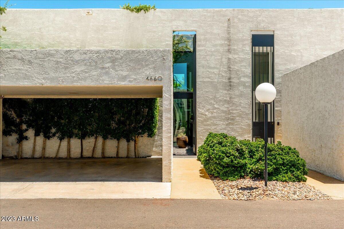 4660 N 40TH Street