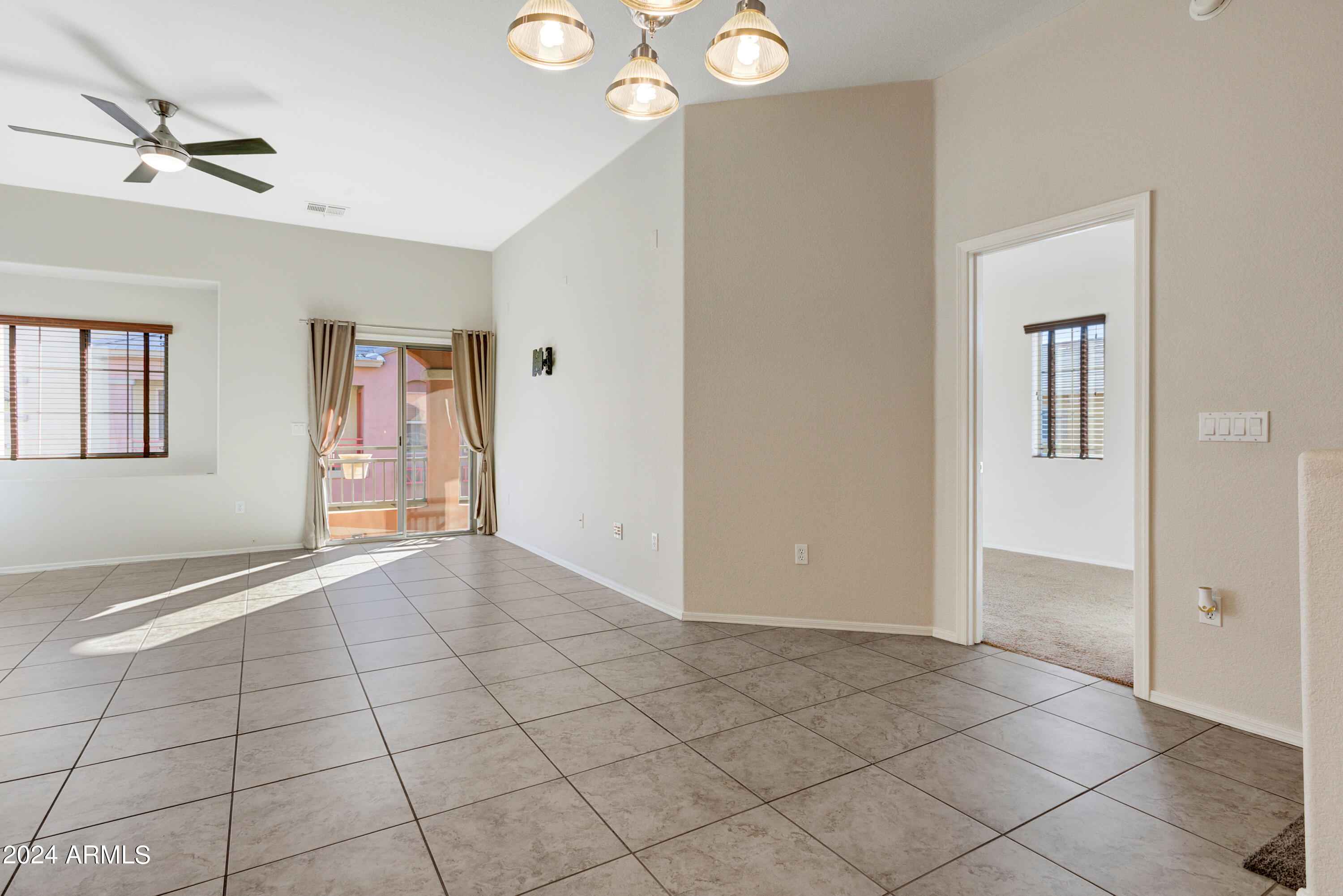 2150 W Alameda Road 2053