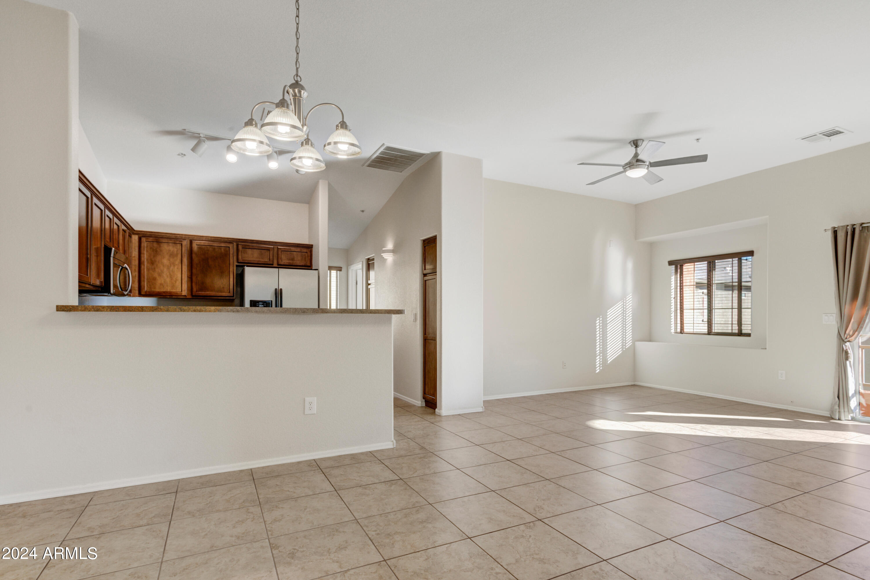 2150 W Alameda Road 2053