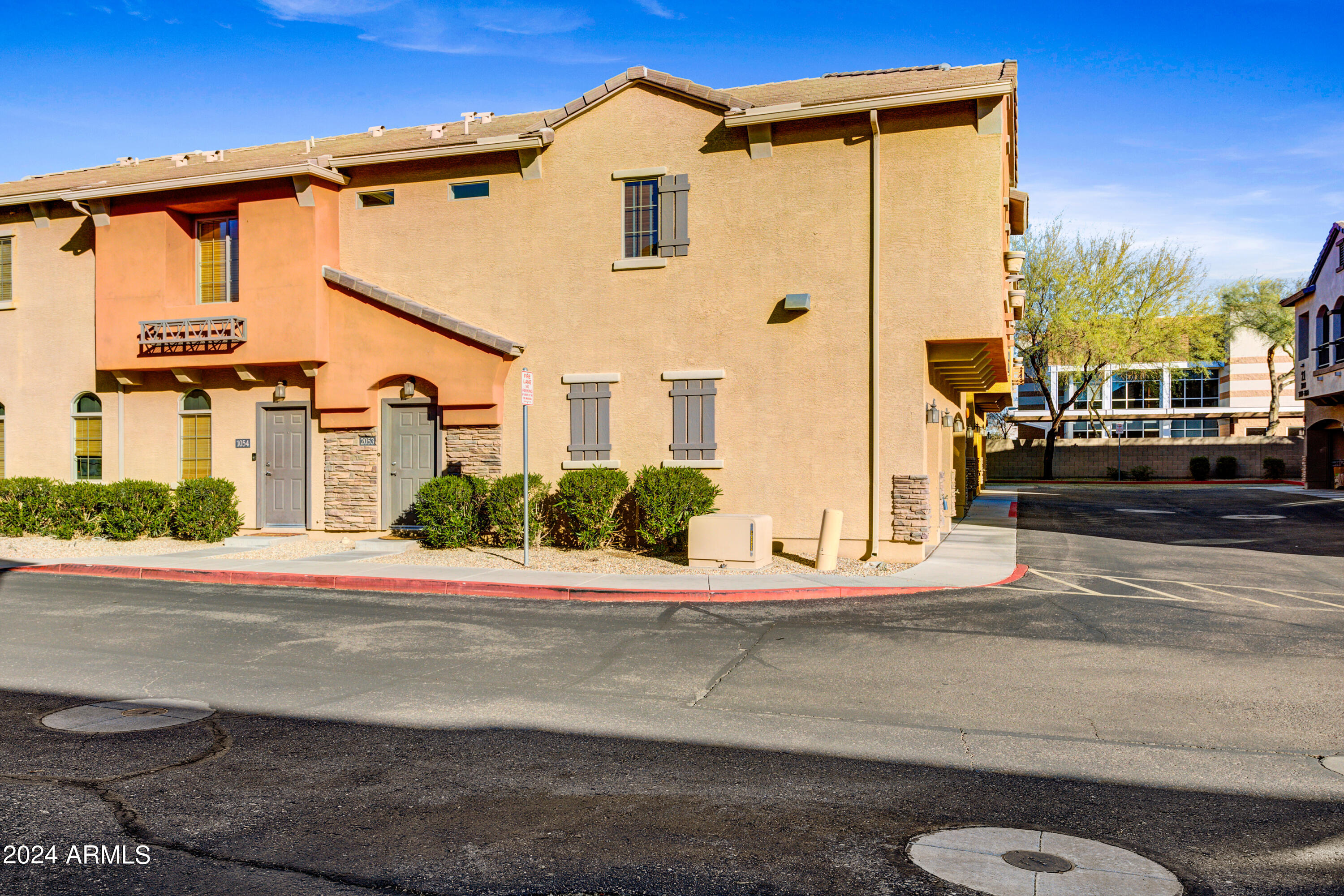 2150 W Alameda Road 2053