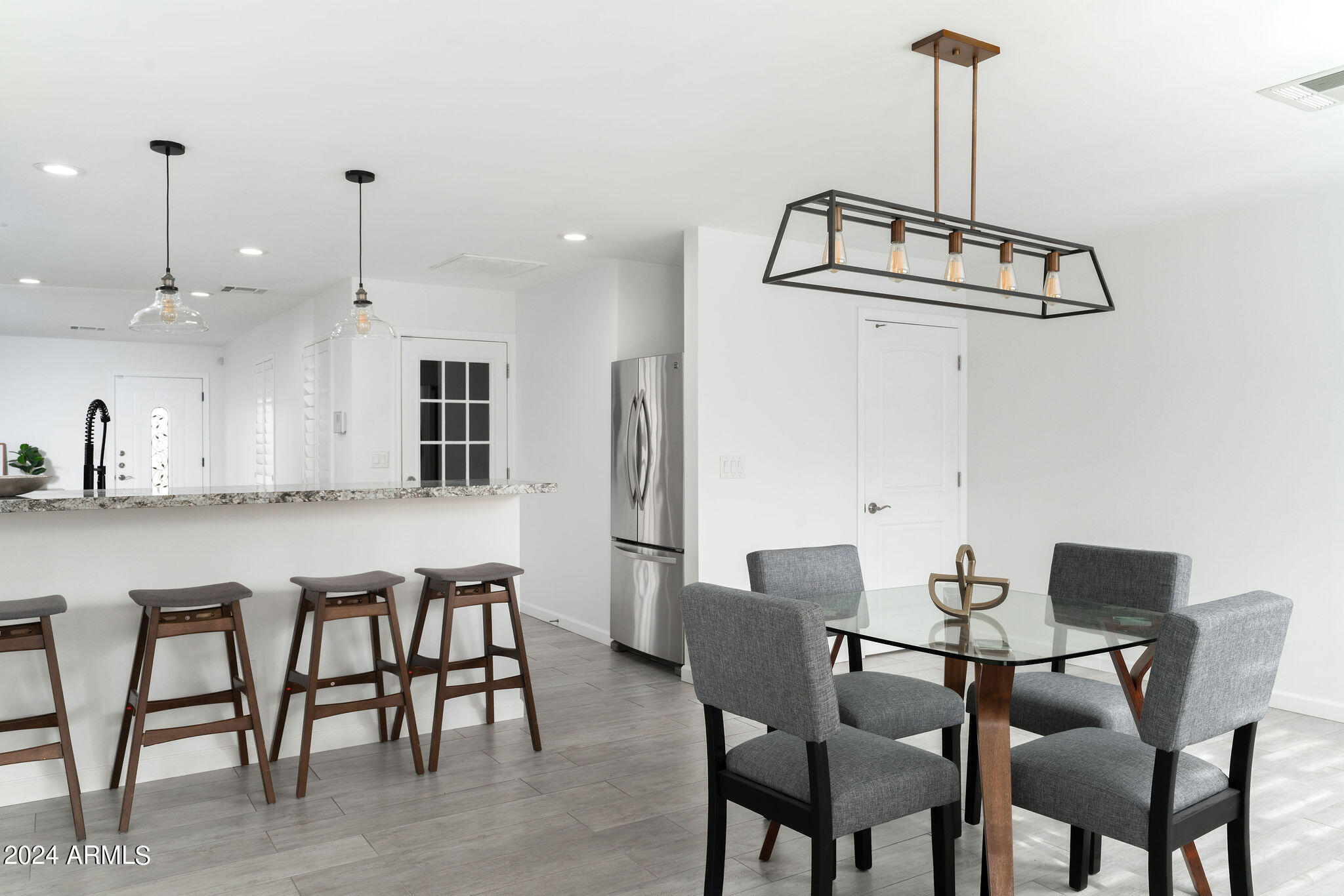 929 E CAVALIER Drive