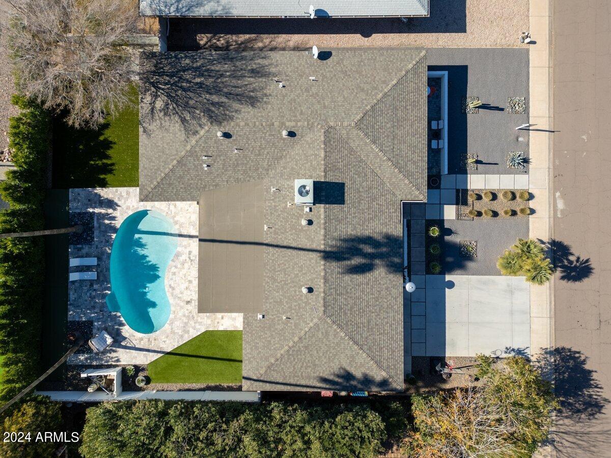 8707 E HEATHERBRAE Drive