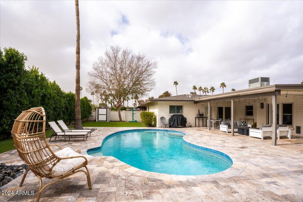 8707 E HEATHERBRAE Drive