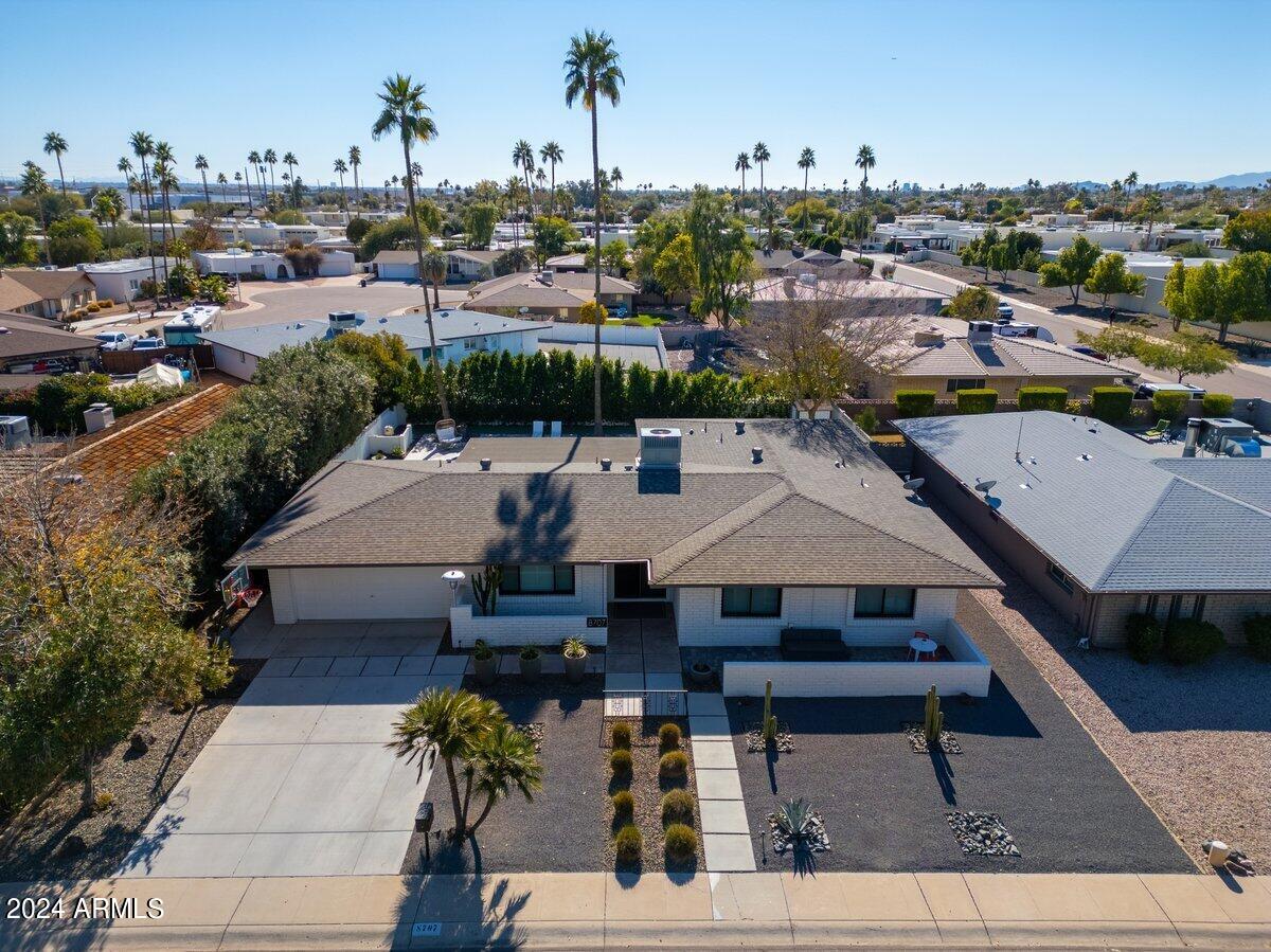 8707 E HEATHERBRAE Drive
