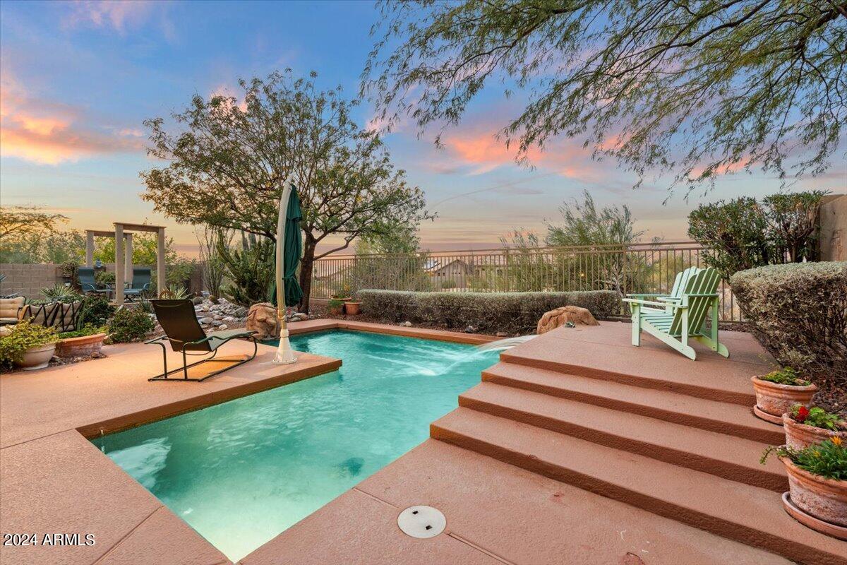 10460 E ACACIA Drive