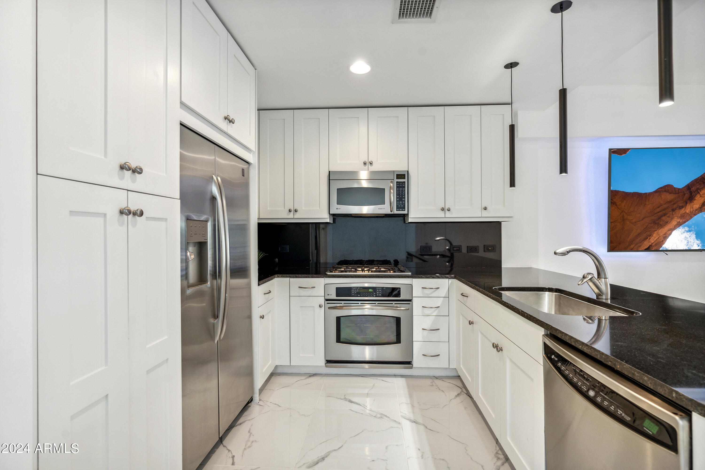 7141 E RANCHO VISTA Drive, 3003