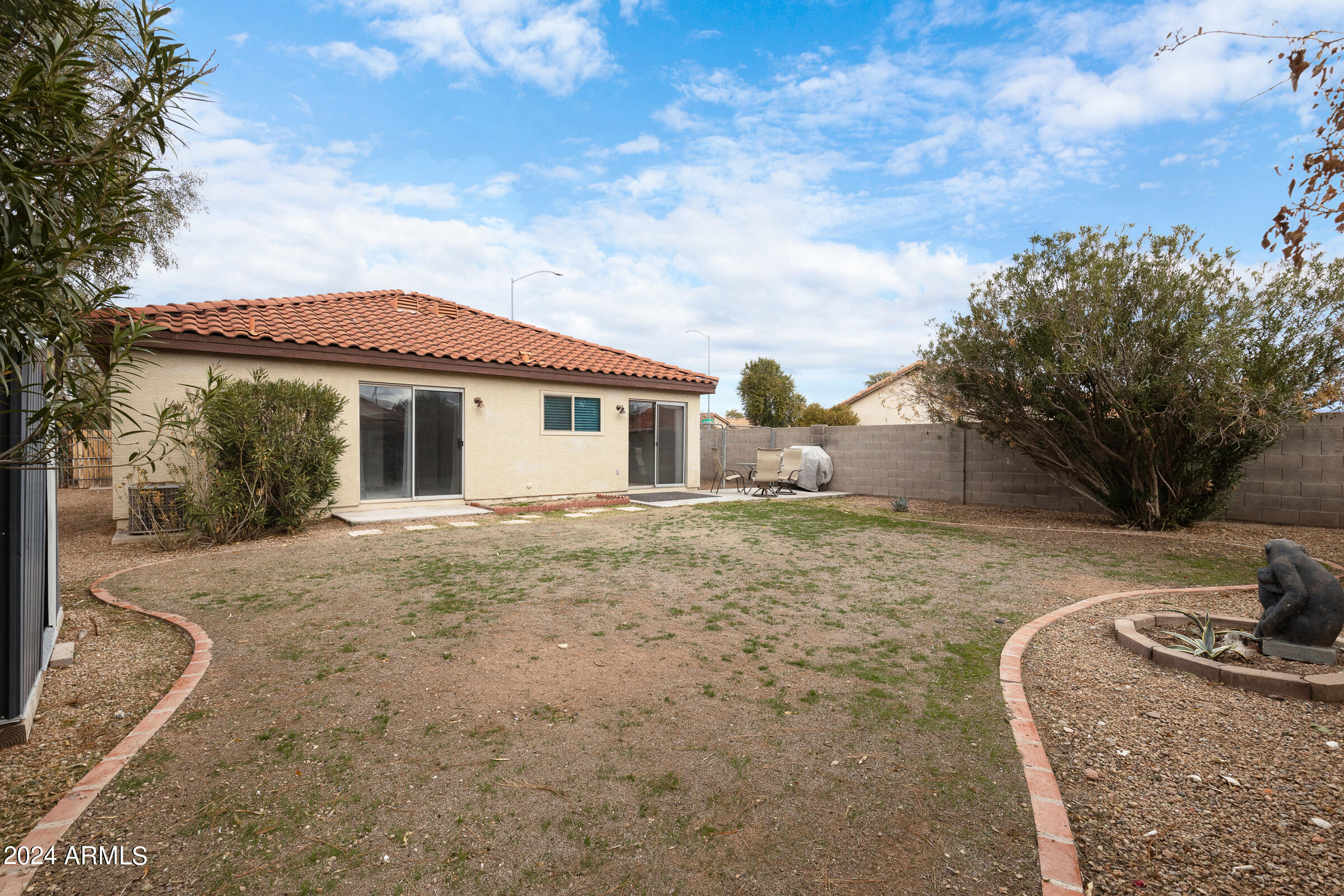 11305 E EMELITA Avenue