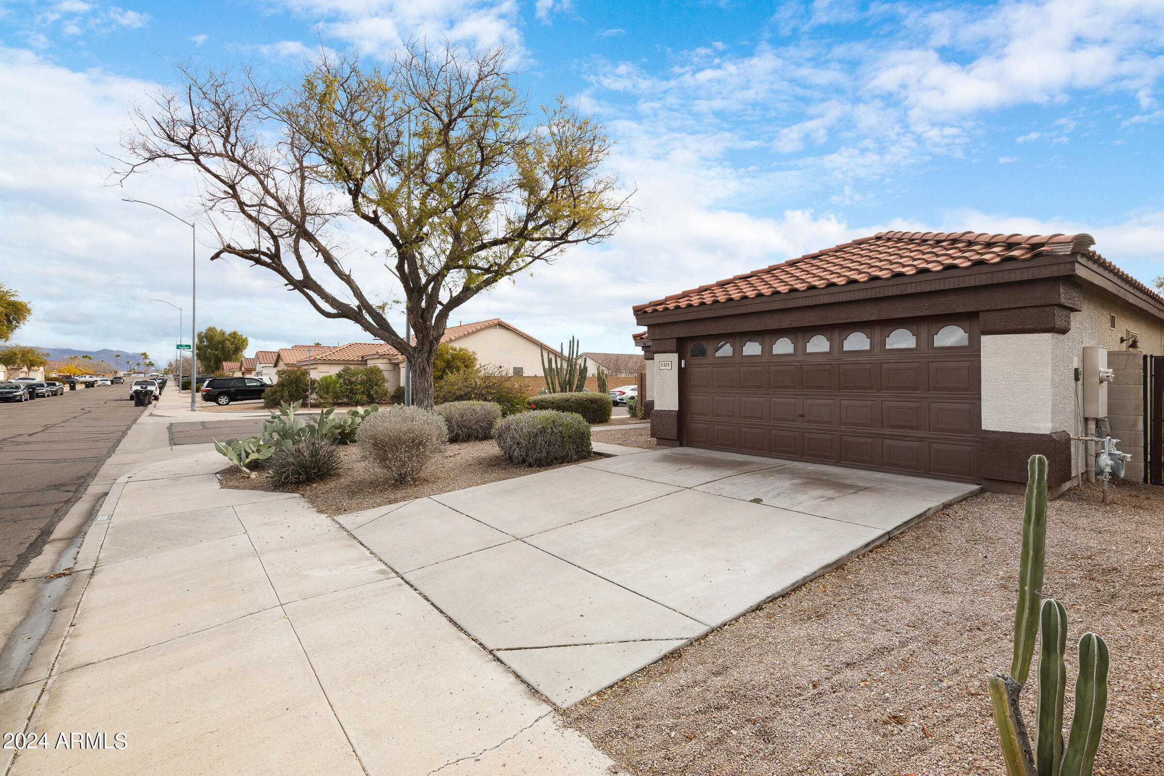 11305 E EMELITA Avenue