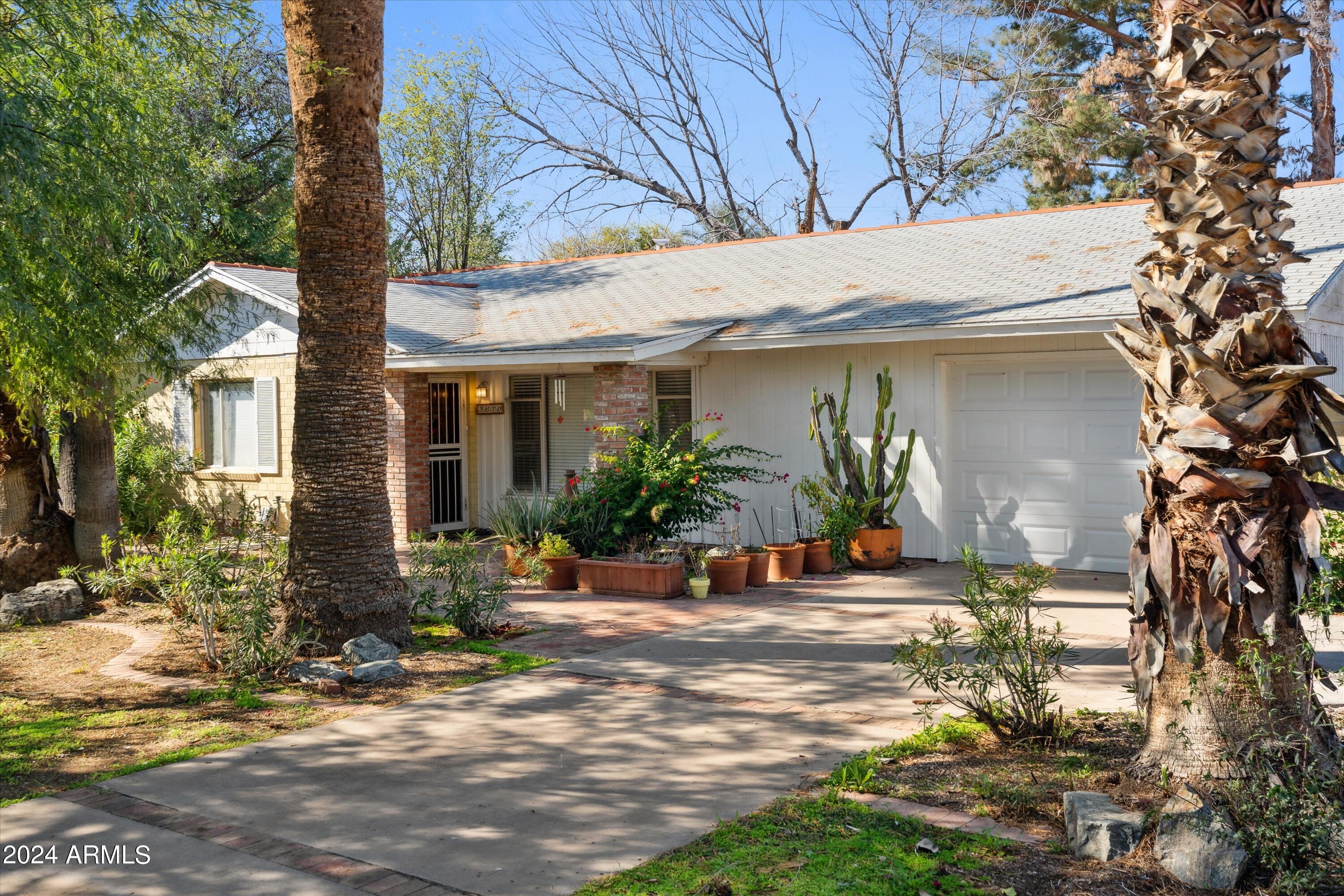 3610 N 40TH Place