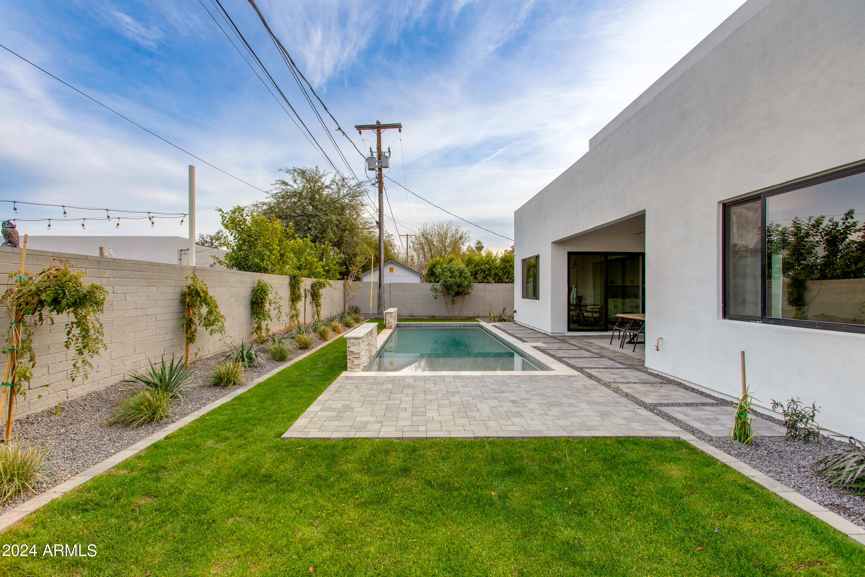 3833 N 33RD Street