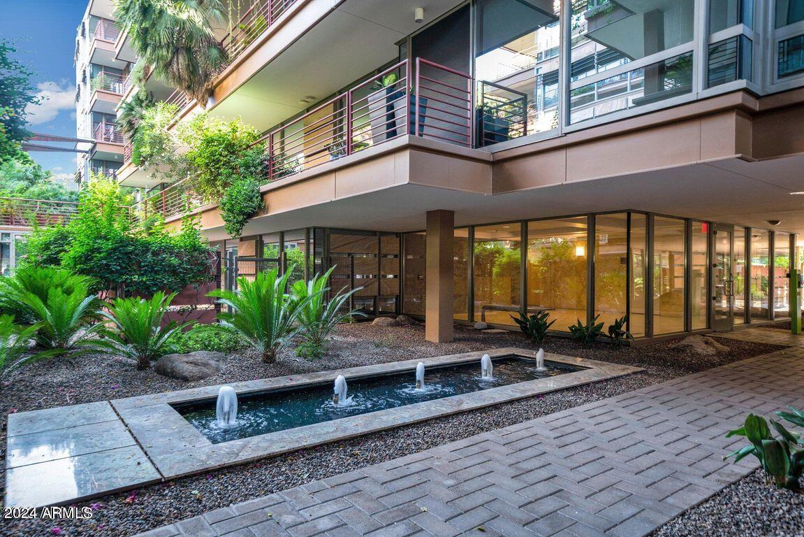 7157 E RANCHO VISTA Drive, 1010