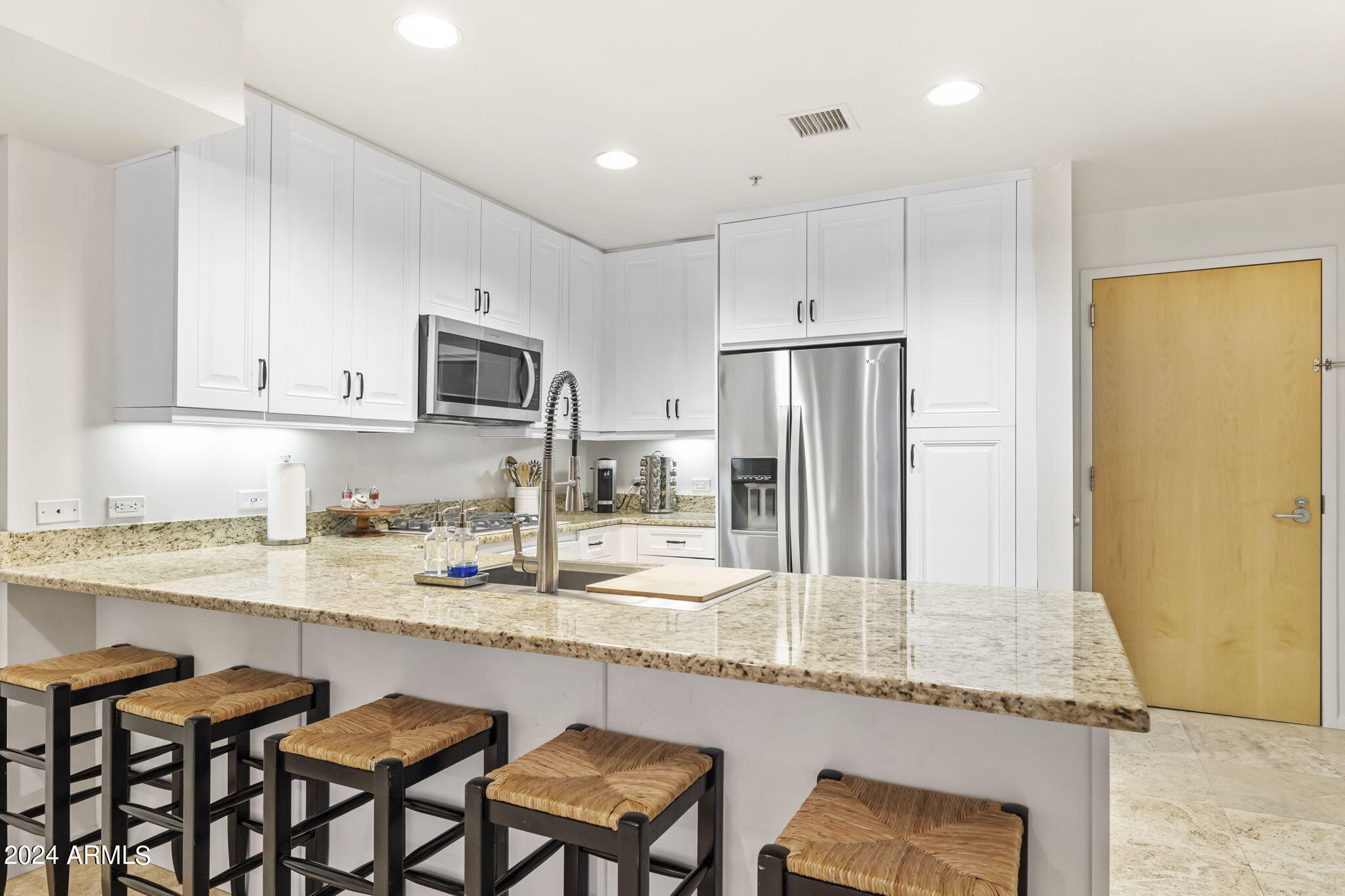 7157 E RANCHO VISTA Drive, 1010