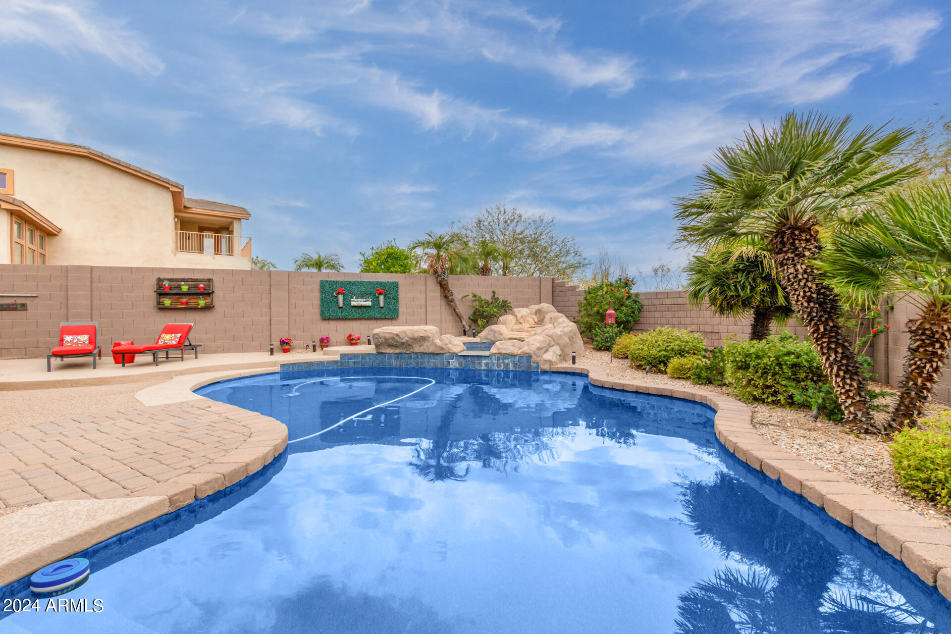 1540 E VILLA THERESA Drive