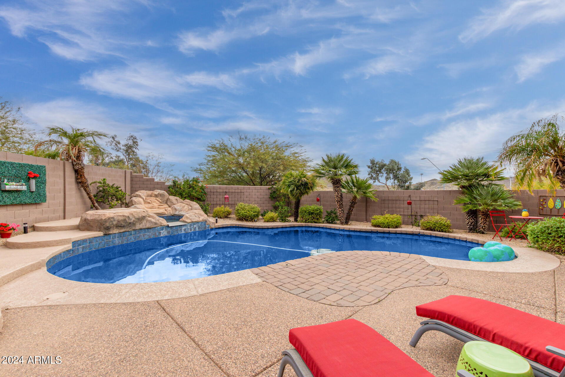 1540 E VILLA THERESA Drive