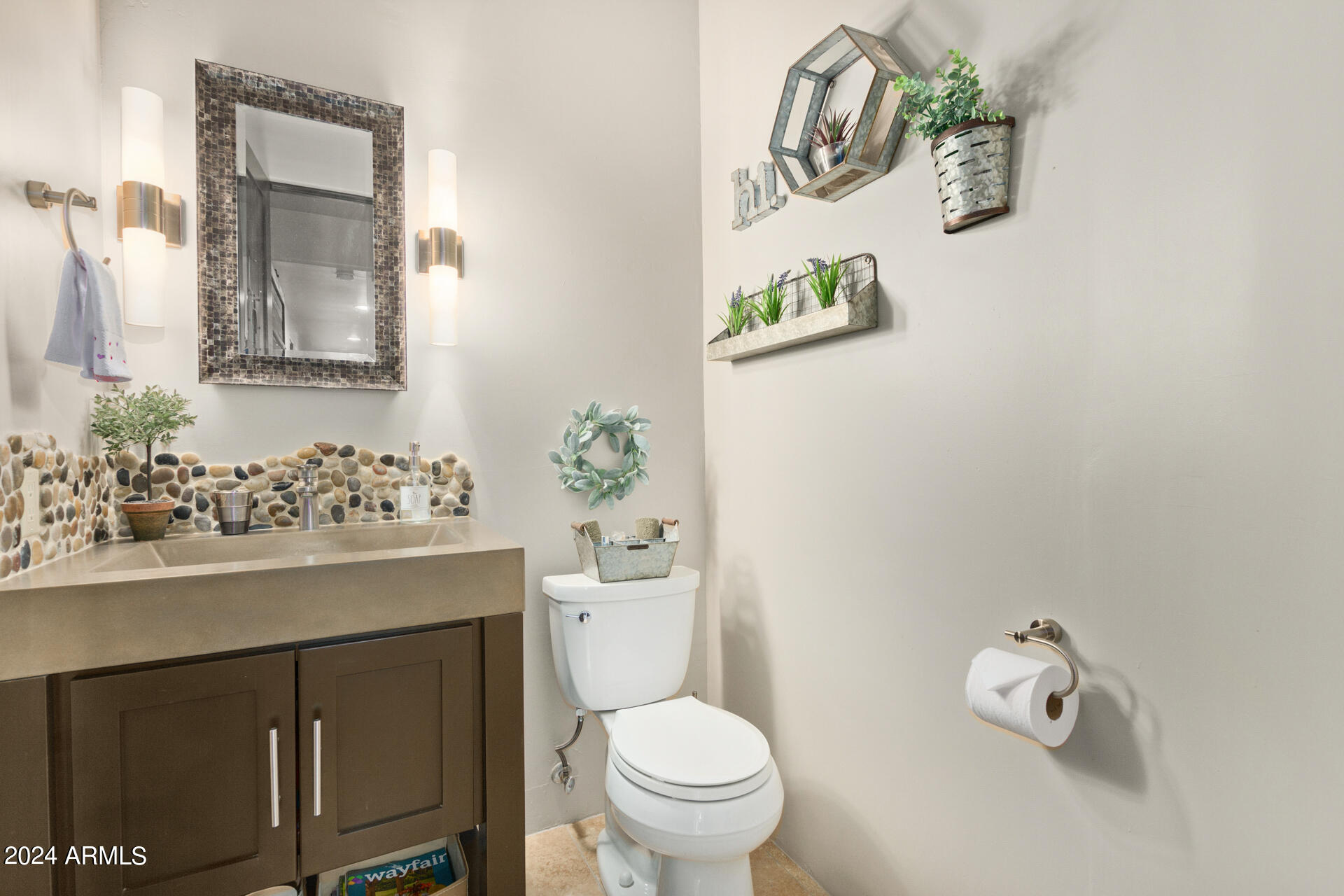 1540 E VILLA THERESA Drive