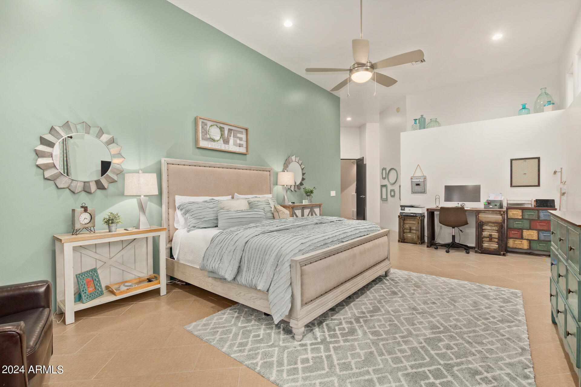 1540 E VILLA THERESA Drive