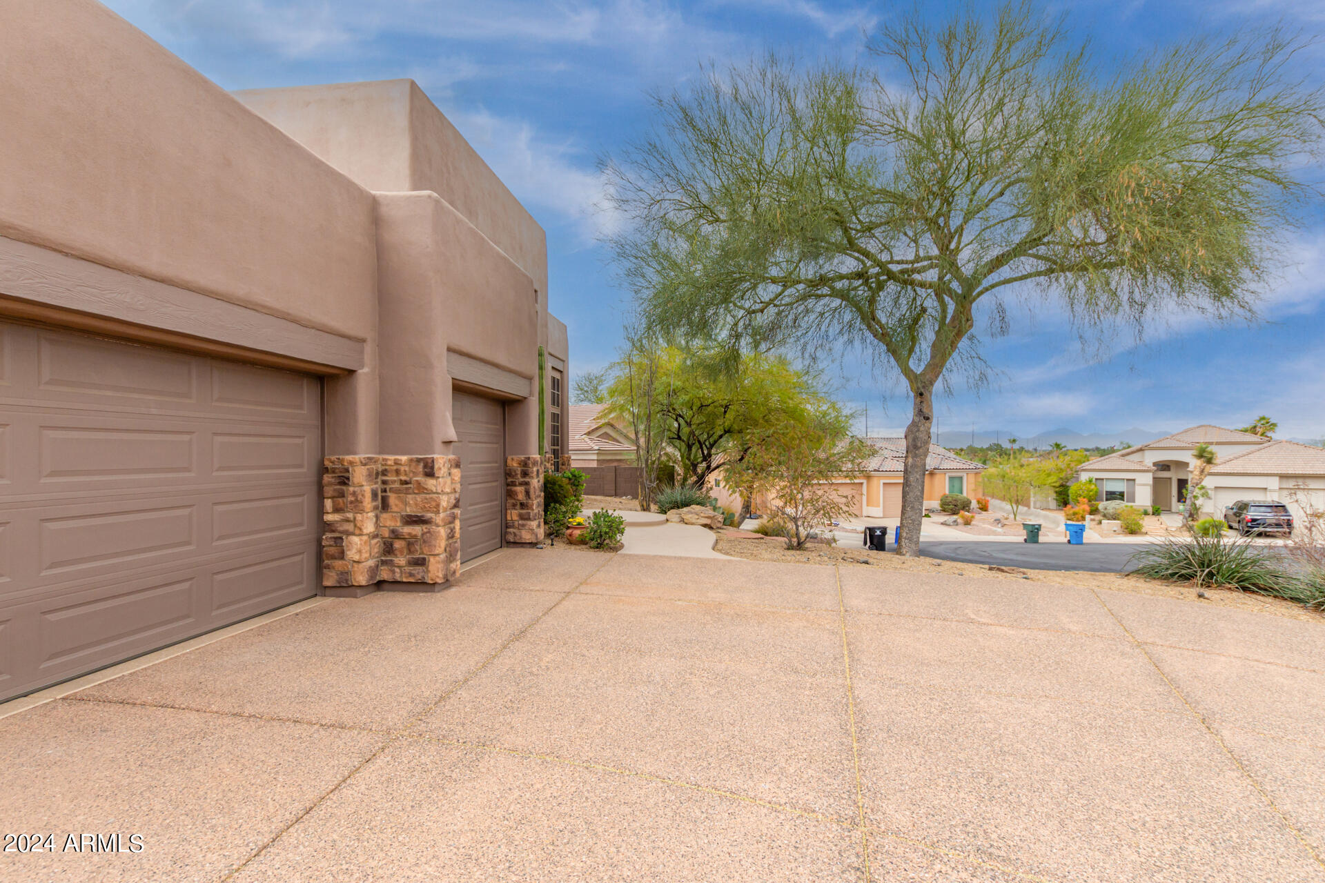 1540 E VILLA THERESA Drive