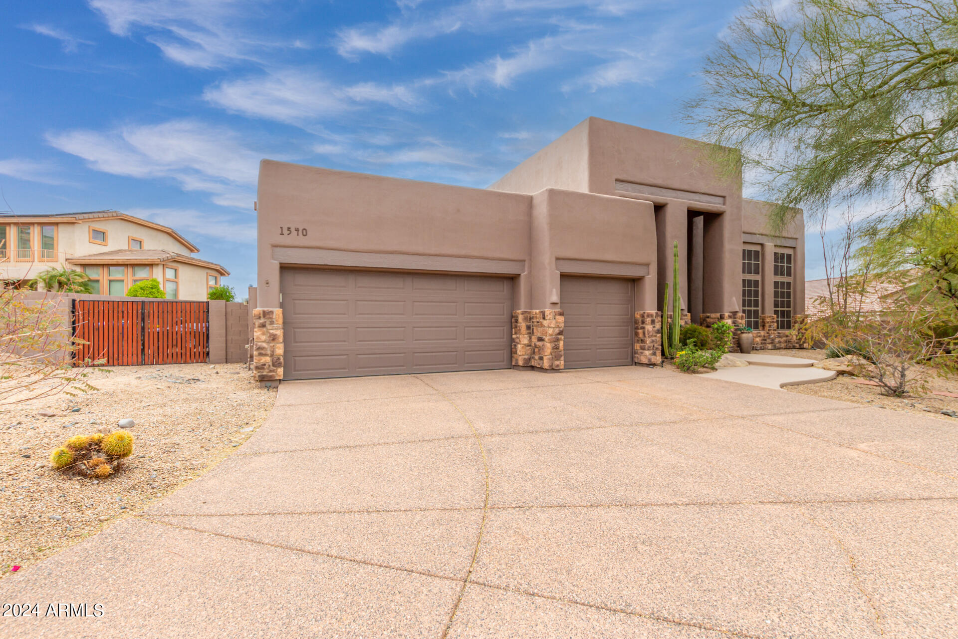 1540 E VILLA THERESA Drive