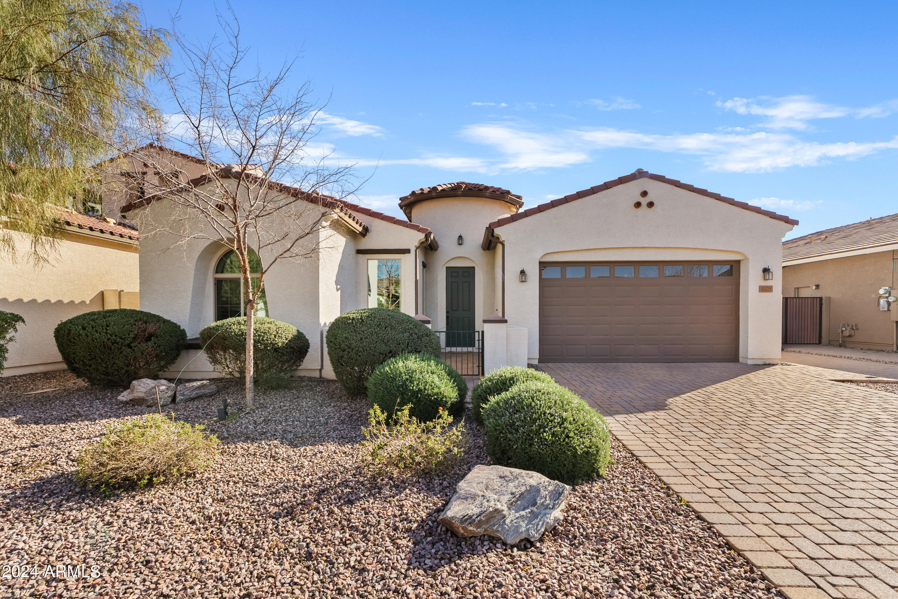 4135 E Grand Canyon Drive