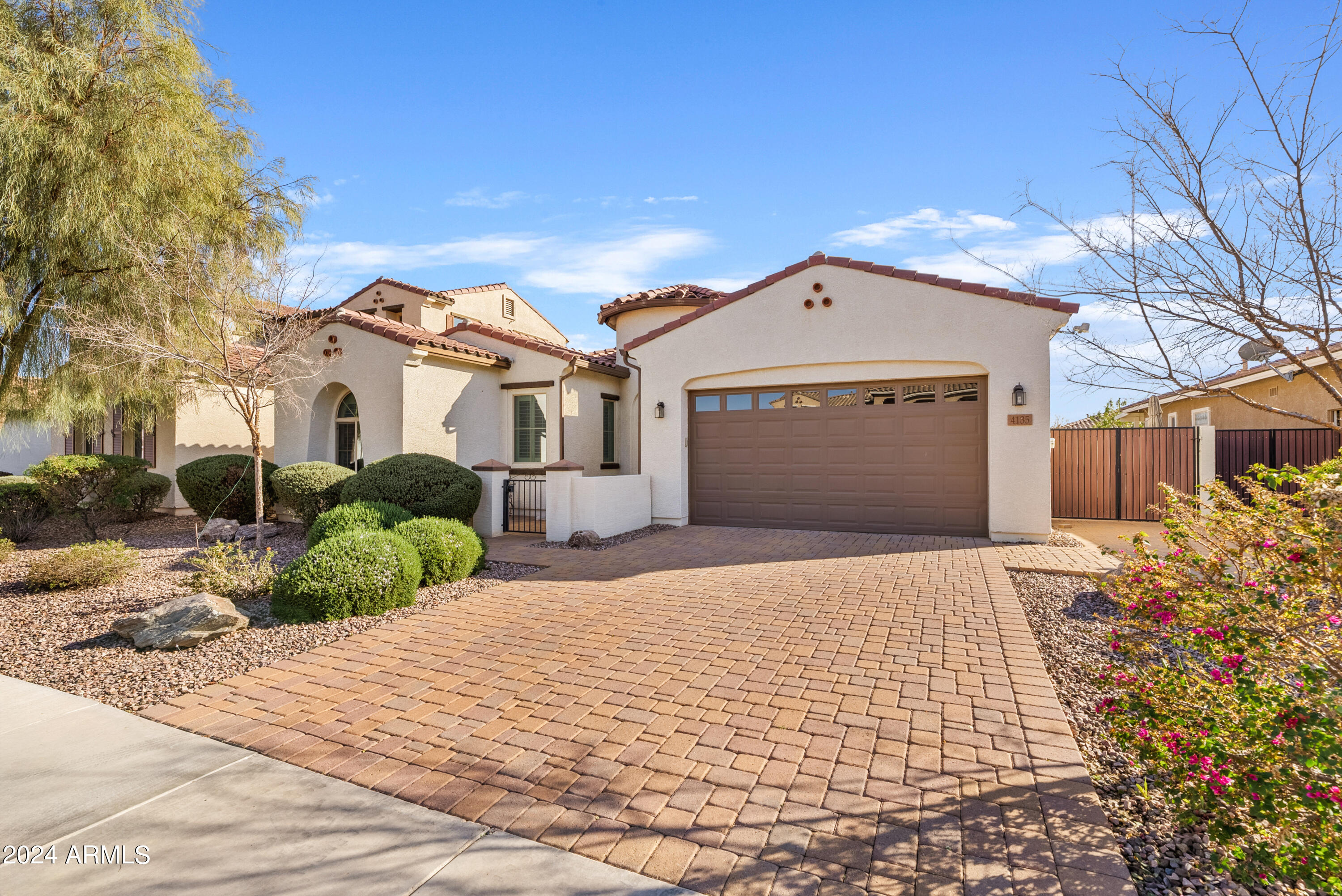 4135 E Grand Canyon Drive