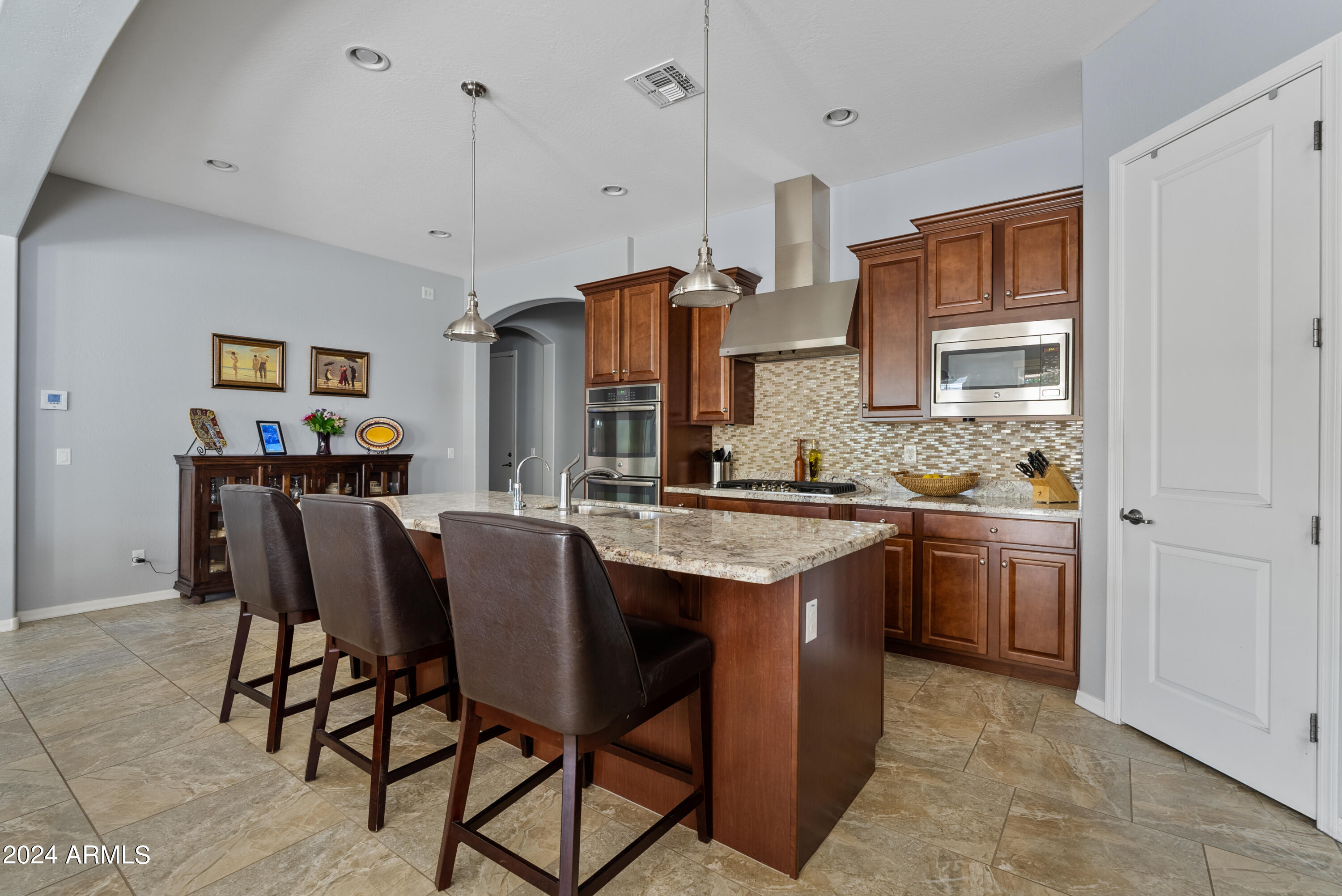 4135 E Grand Canyon Drive