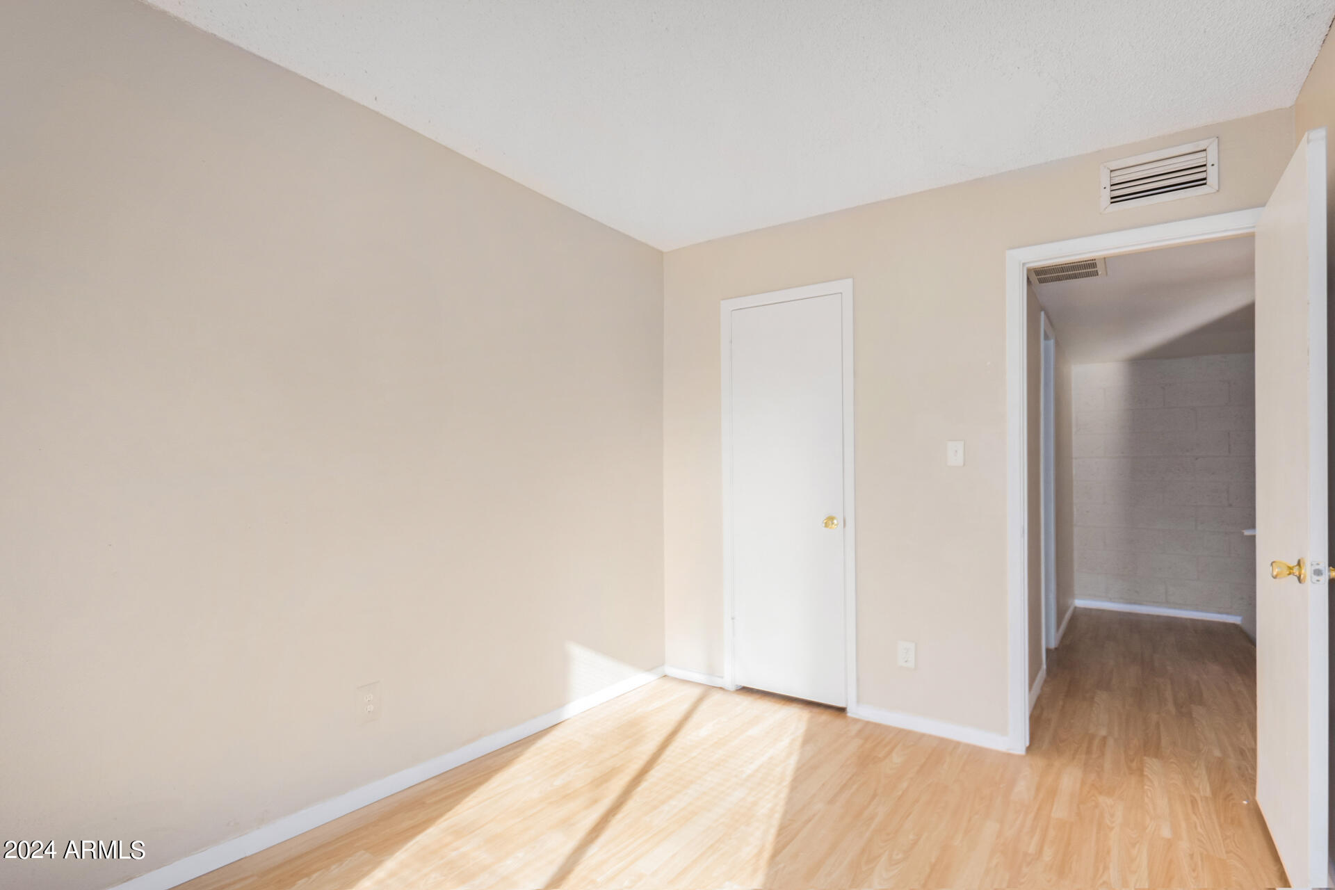 3223 W ROYAL PALM Road