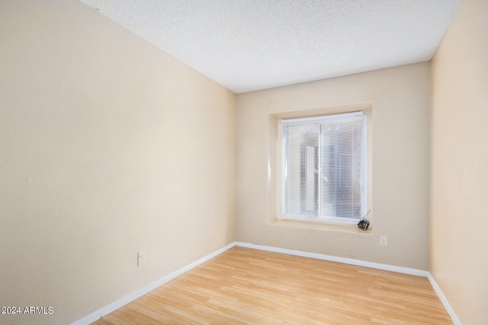 3223 W ROYAL PALM Road