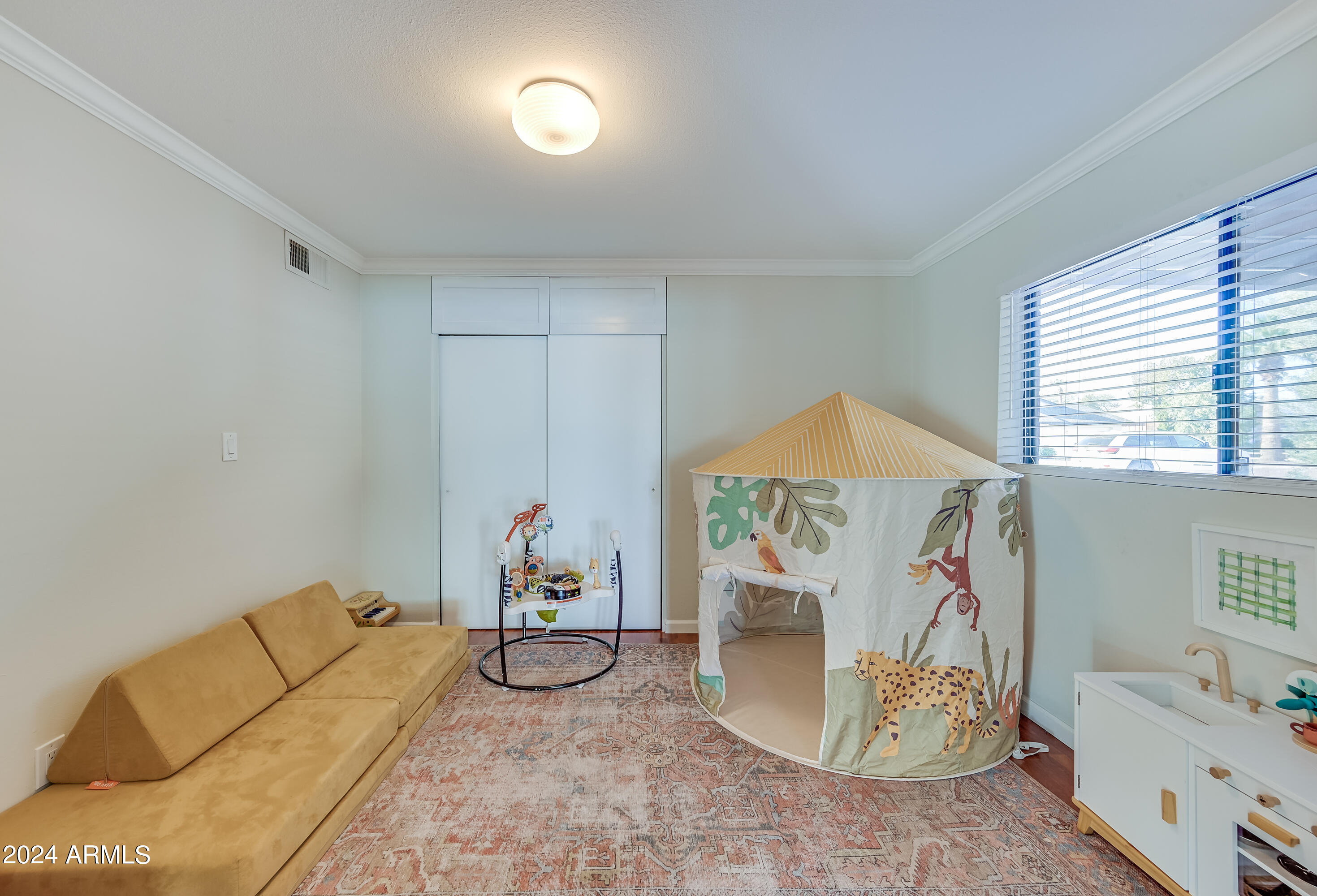 8540 E VERNON Avenue