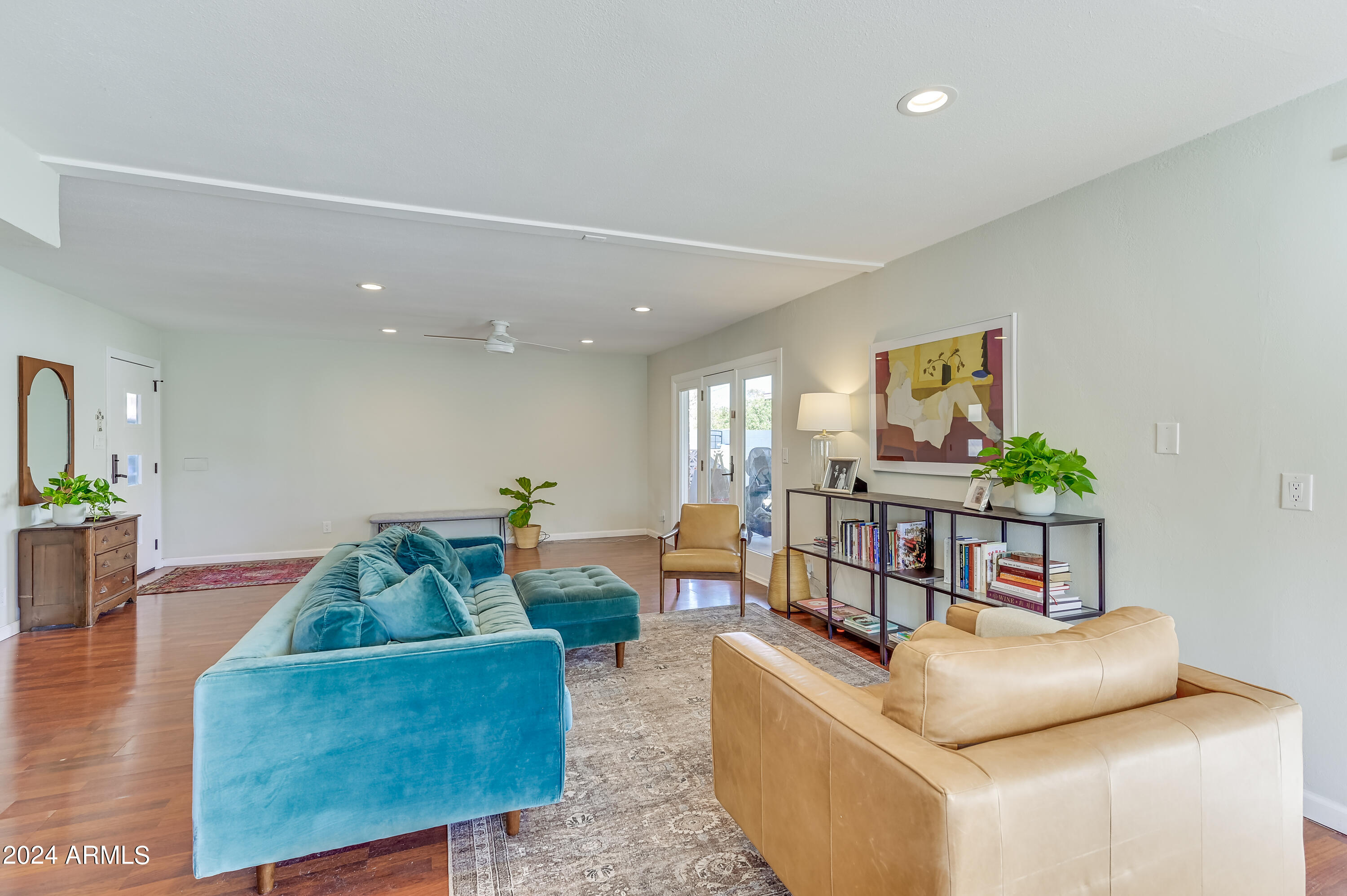 8540 E VERNON Avenue