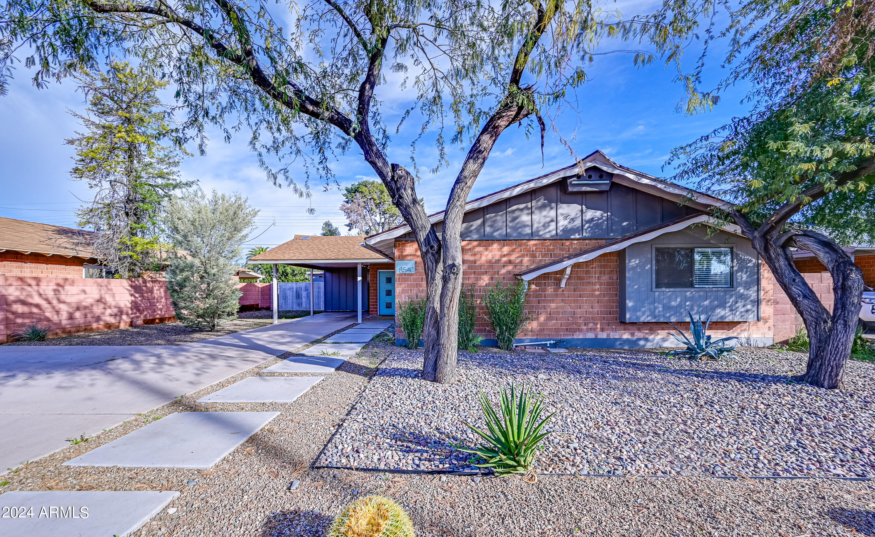 8540 E VERNON Avenue