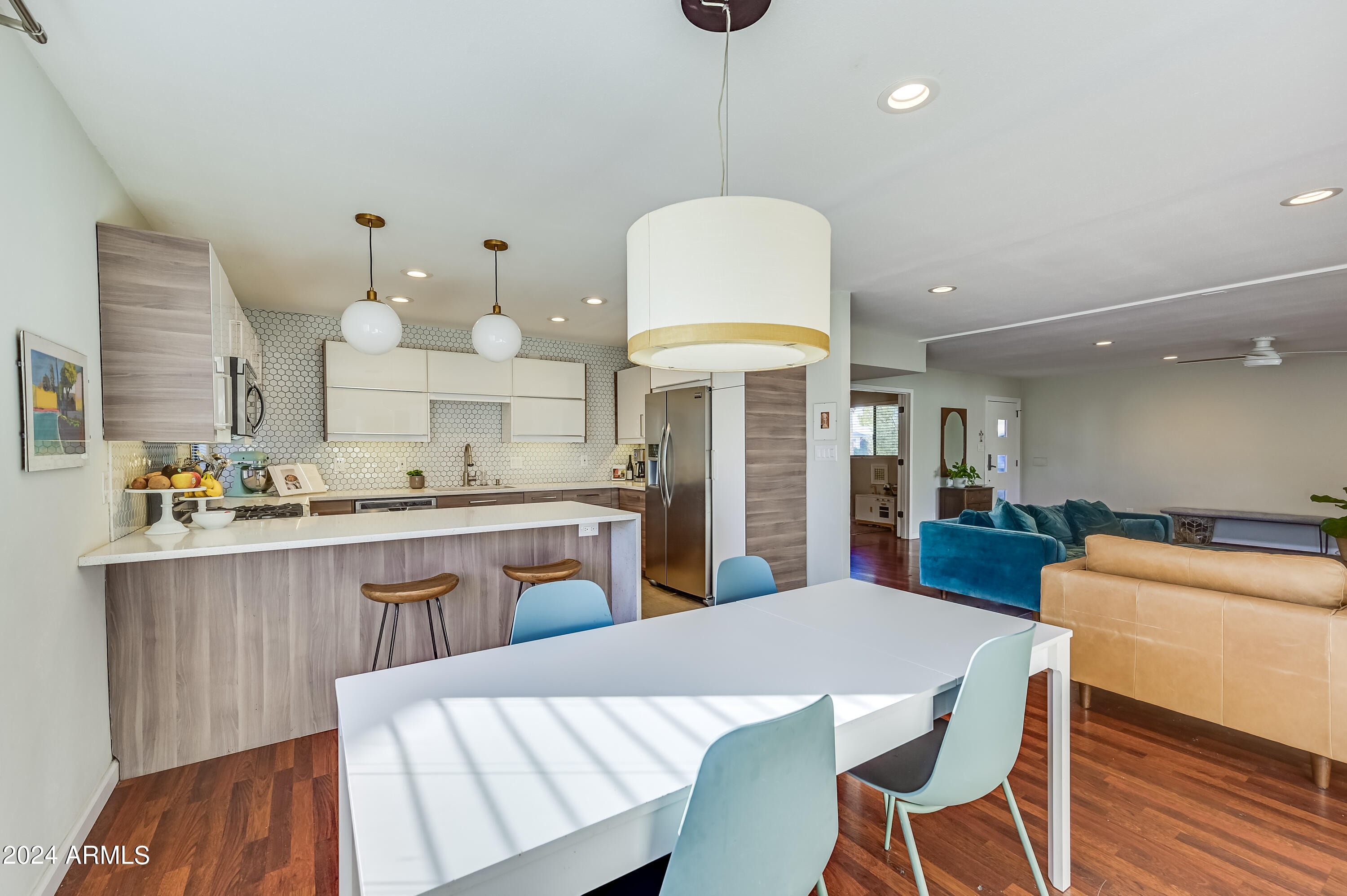 8540 E VERNON Avenue