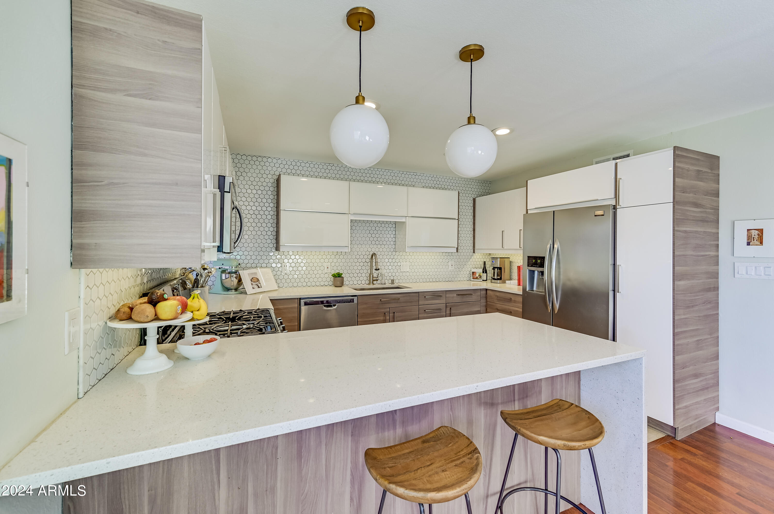 8540 E VERNON Avenue