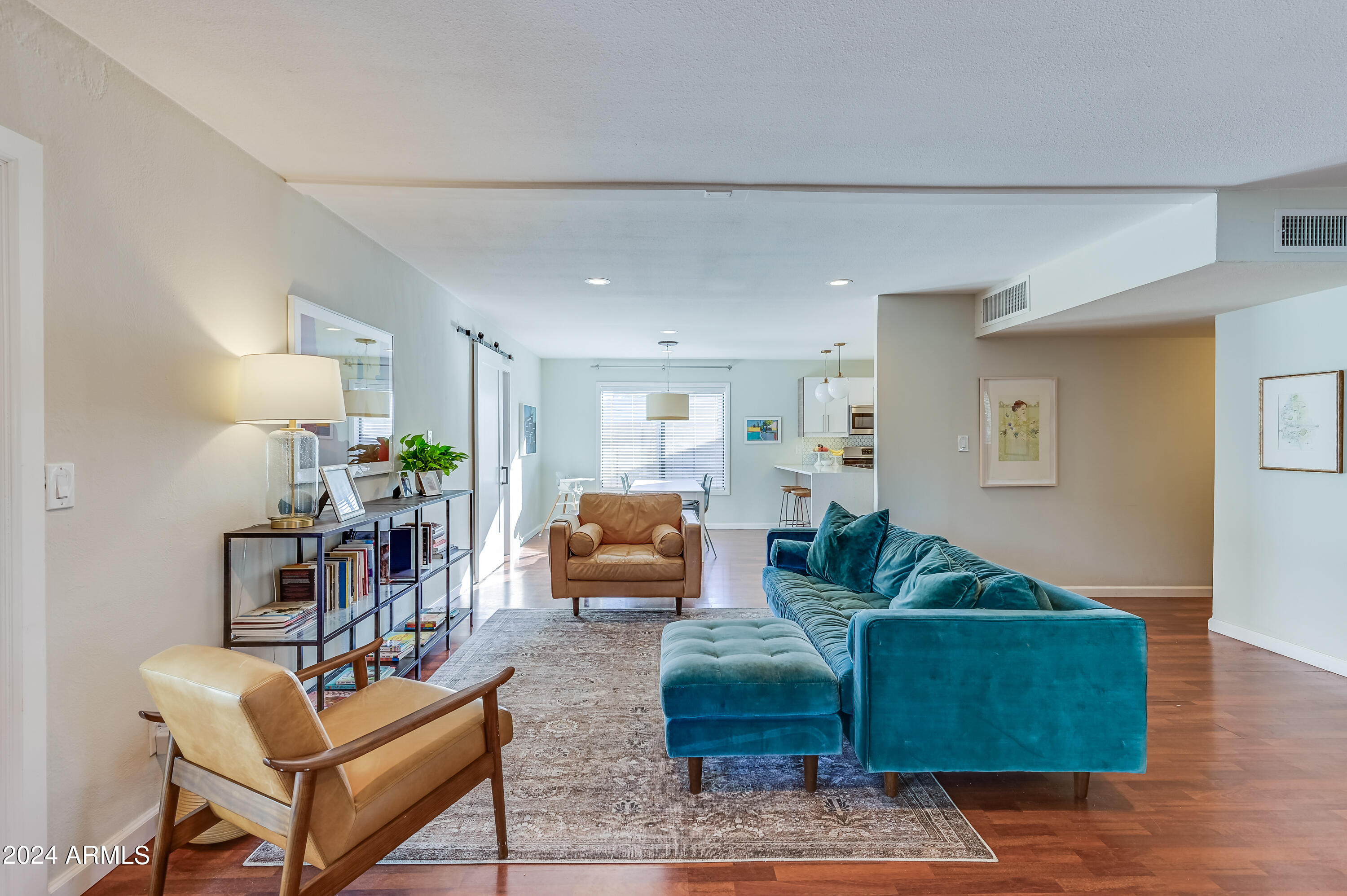 8540 E VERNON Avenue