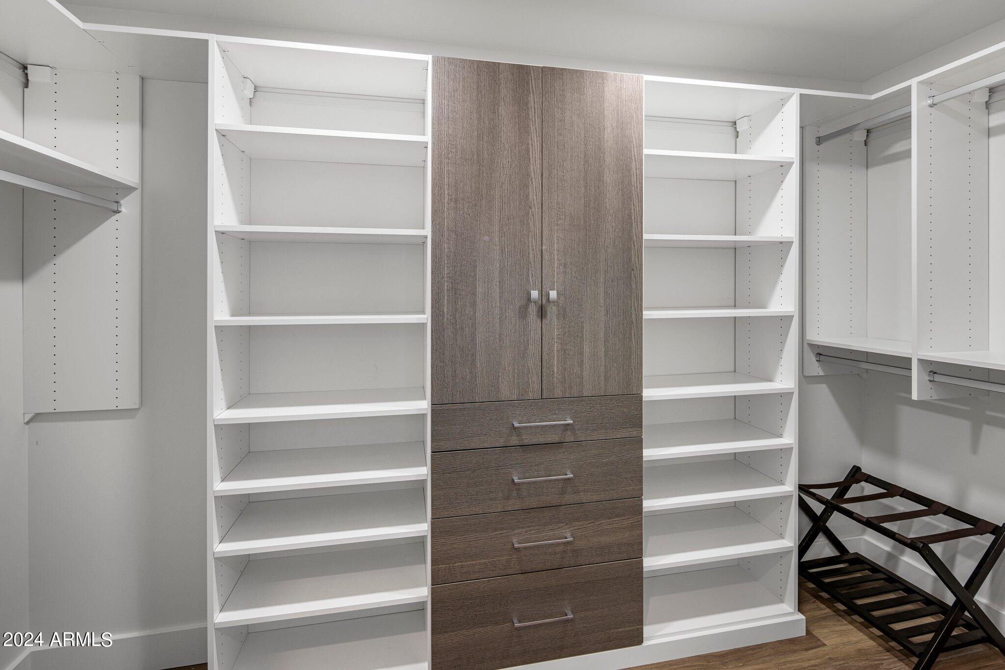 7788 E MAIN Street 1011