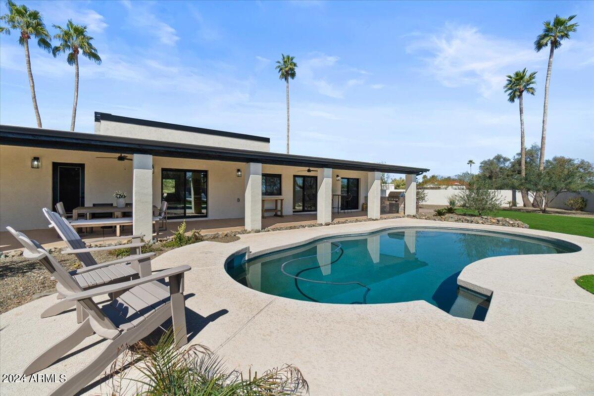 4625 E MOUNTAIN VIEW Road