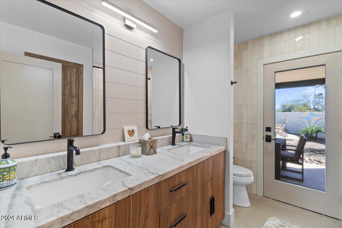 4625 E MOUNTAIN VIEW Road