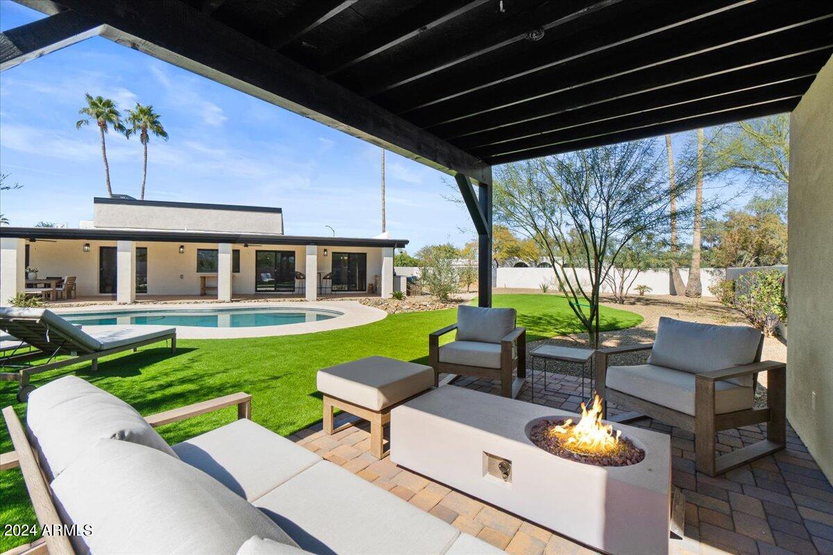 4625 E MOUNTAIN VIEW Road