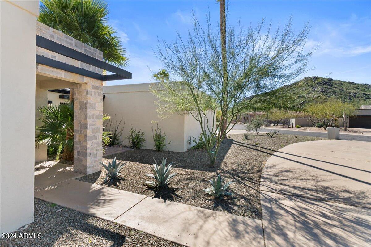 4625 E MOUNTAIN VIEW Road