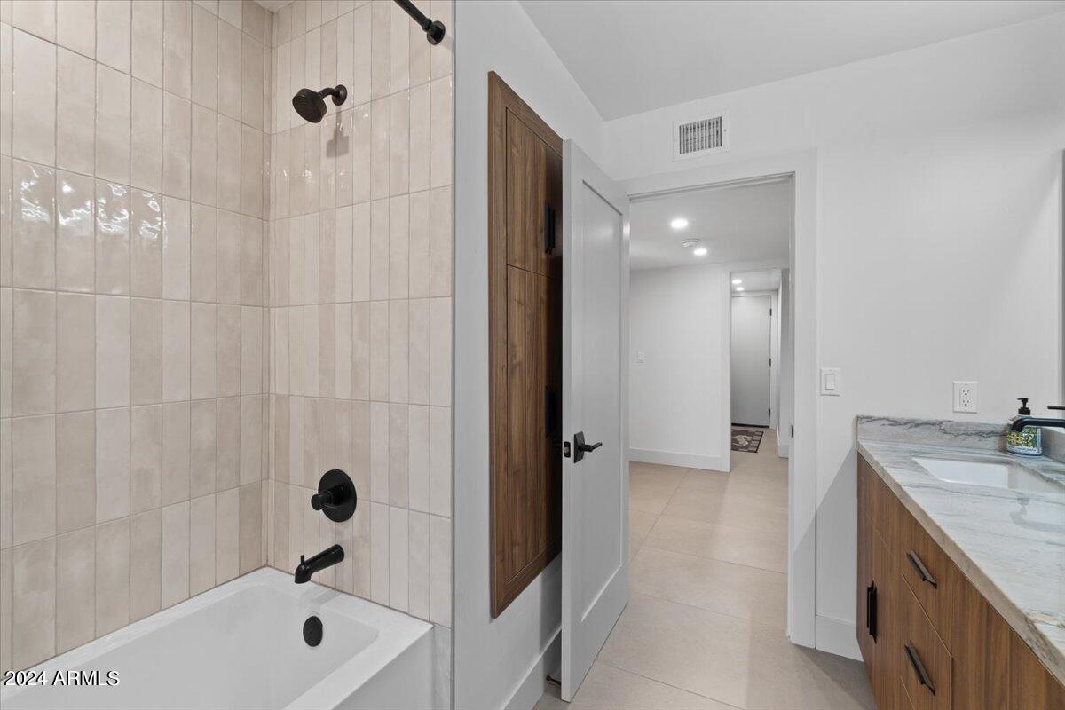 4625 E MOUNTAIN VIEW Road