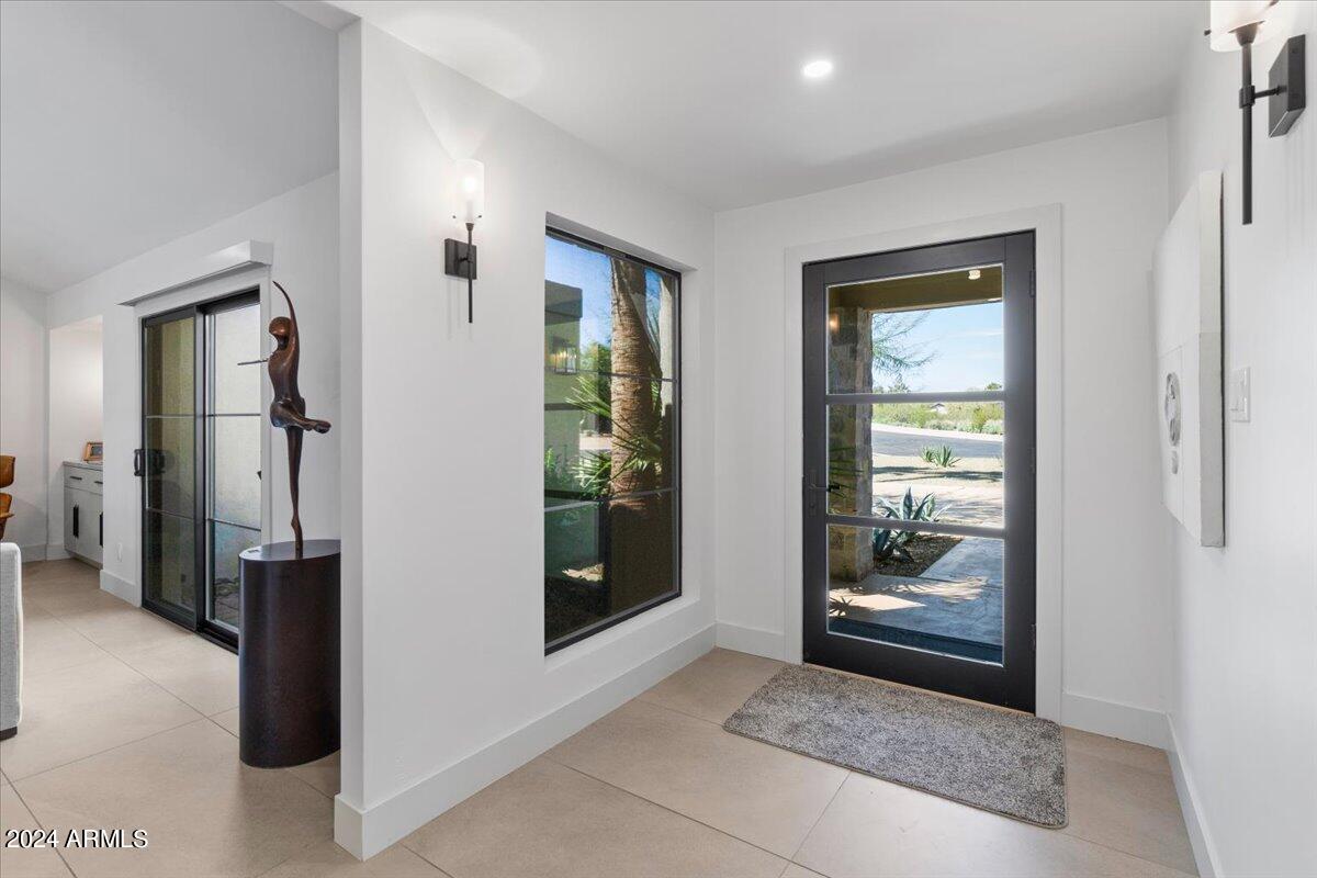 4625 E MOUNTAIN VIEW Road